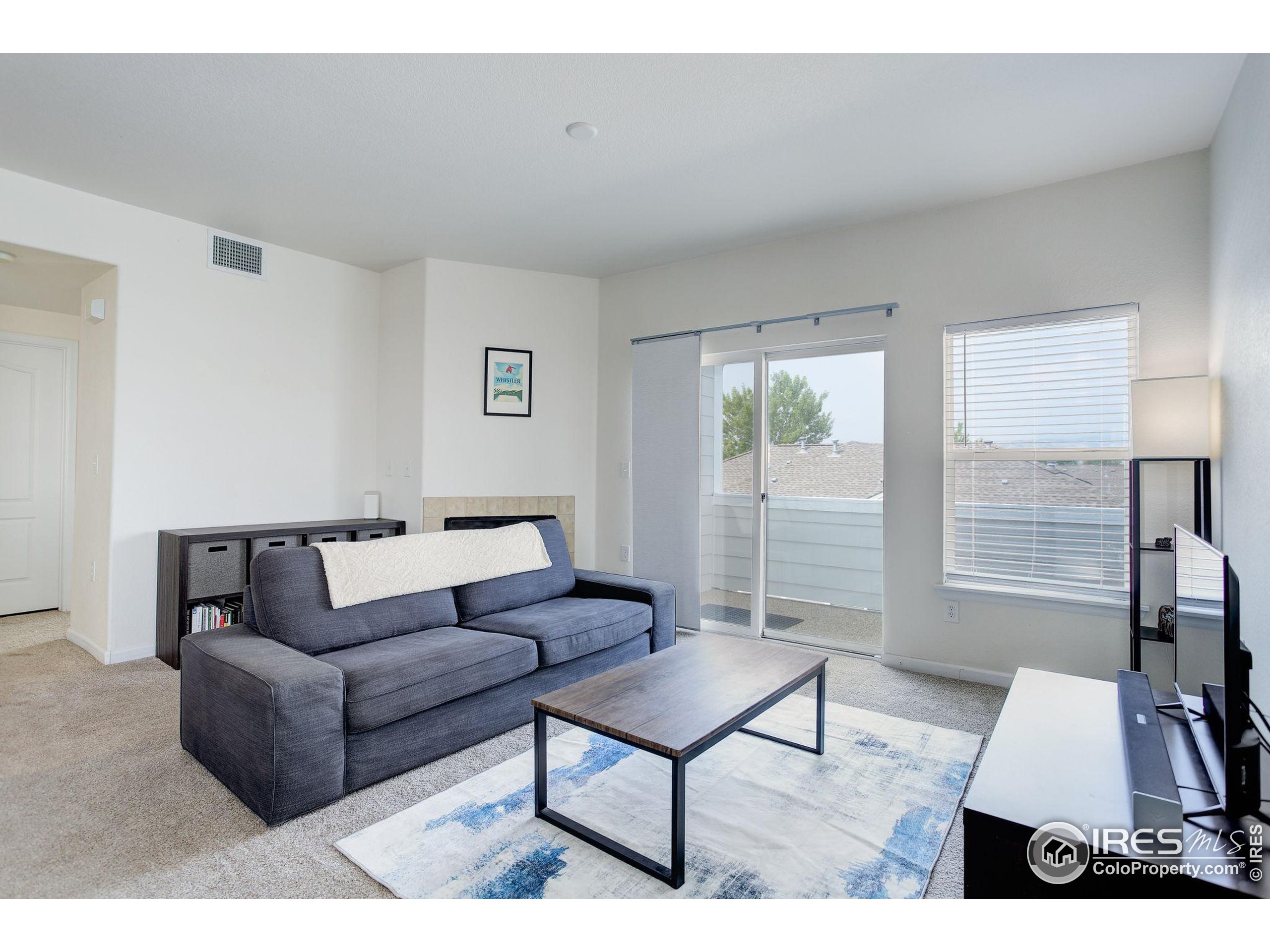 5537 Lewis Ct UPPR 206