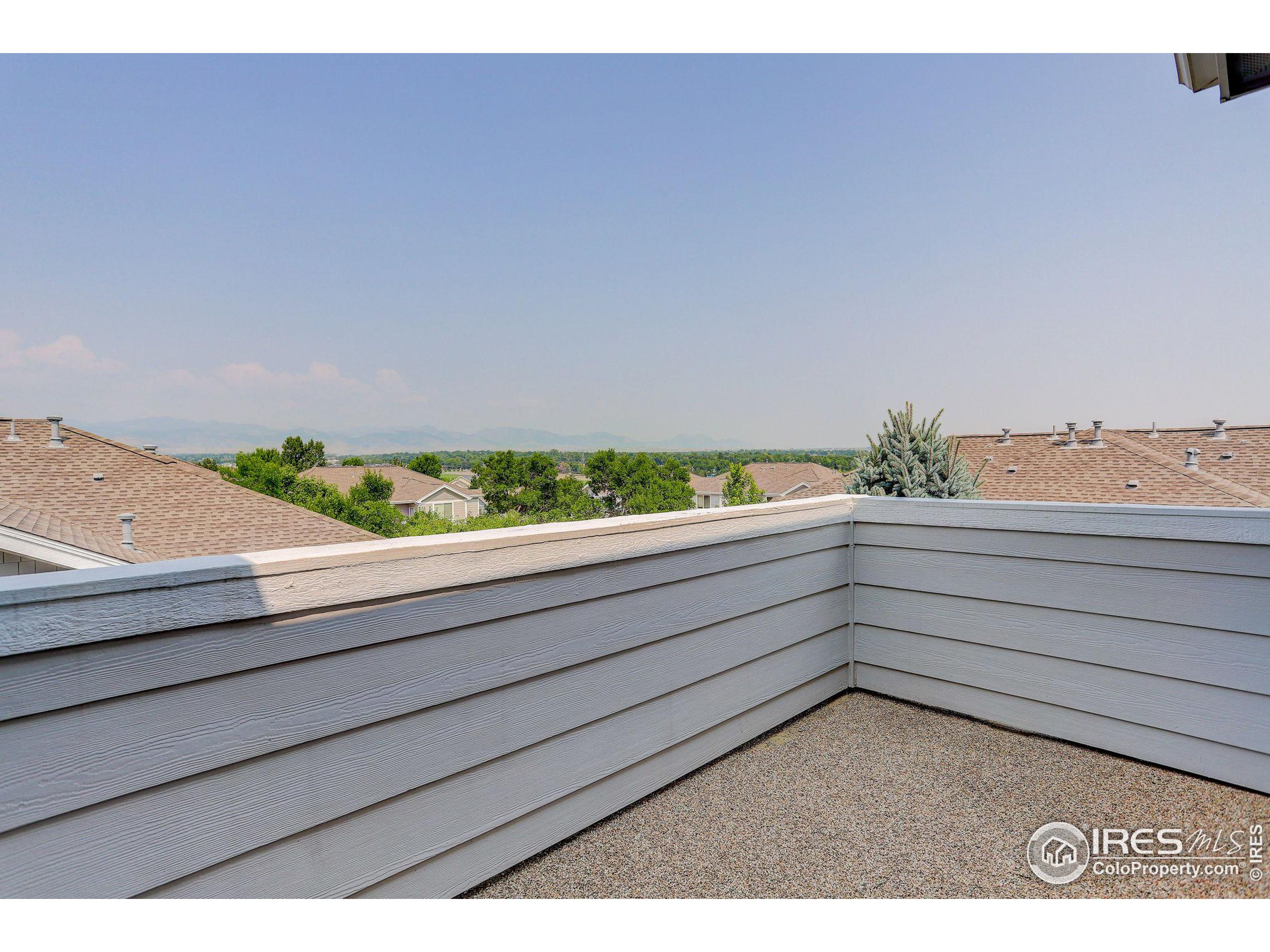 5537 Lewis Ct UPPR 206