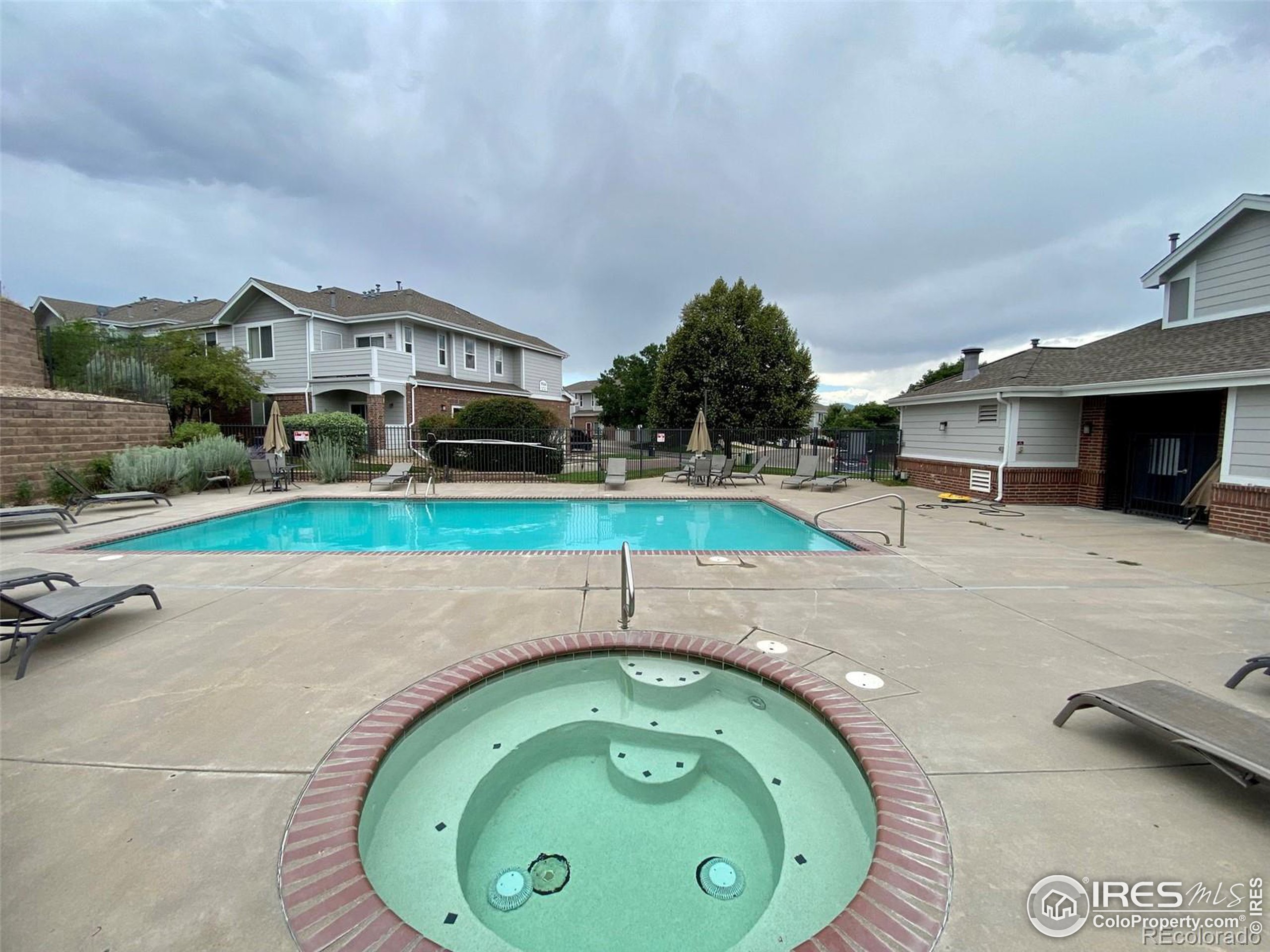 5537 Lewis Ct UPPR 206