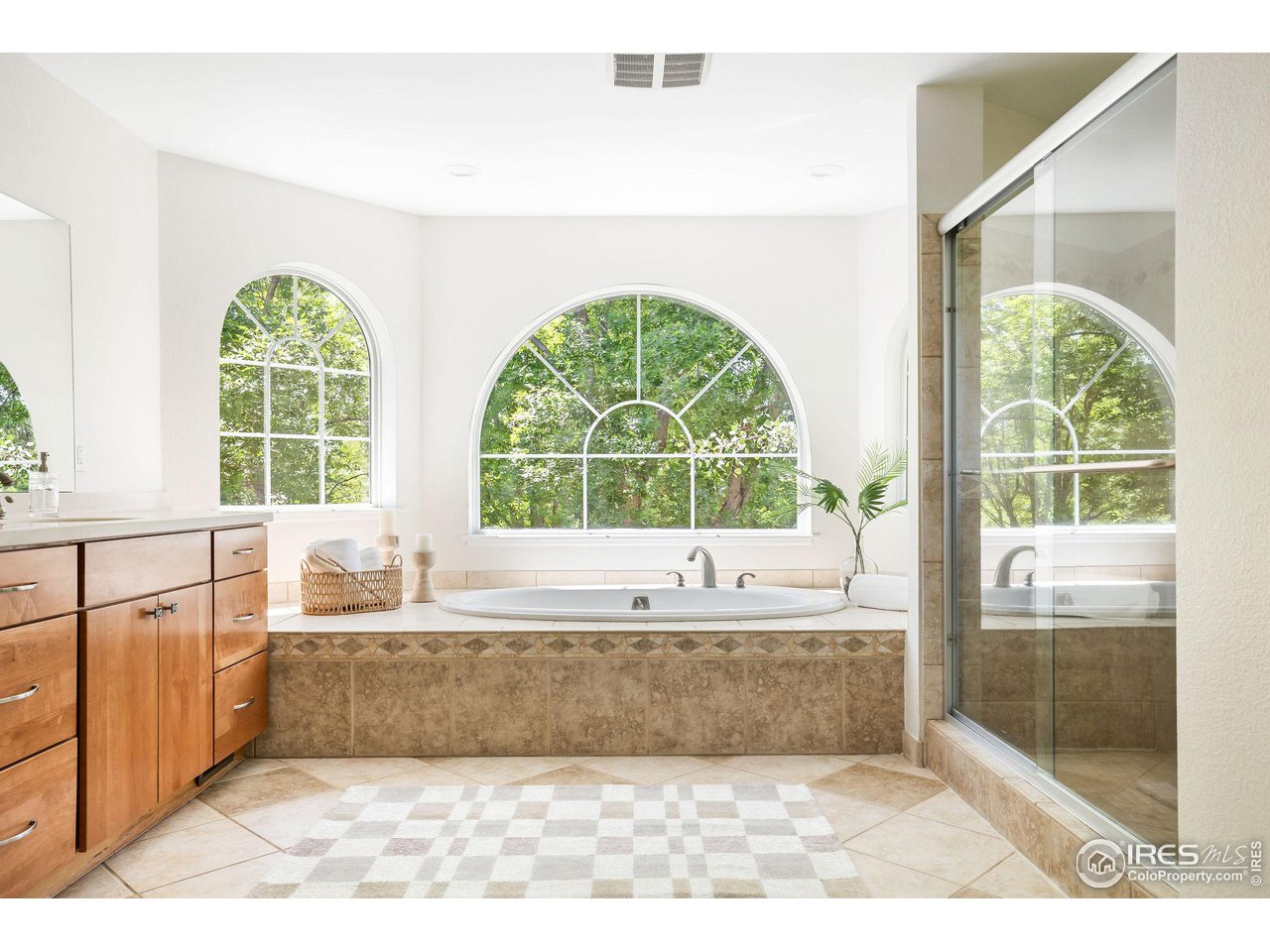 8411 Brittany Pl