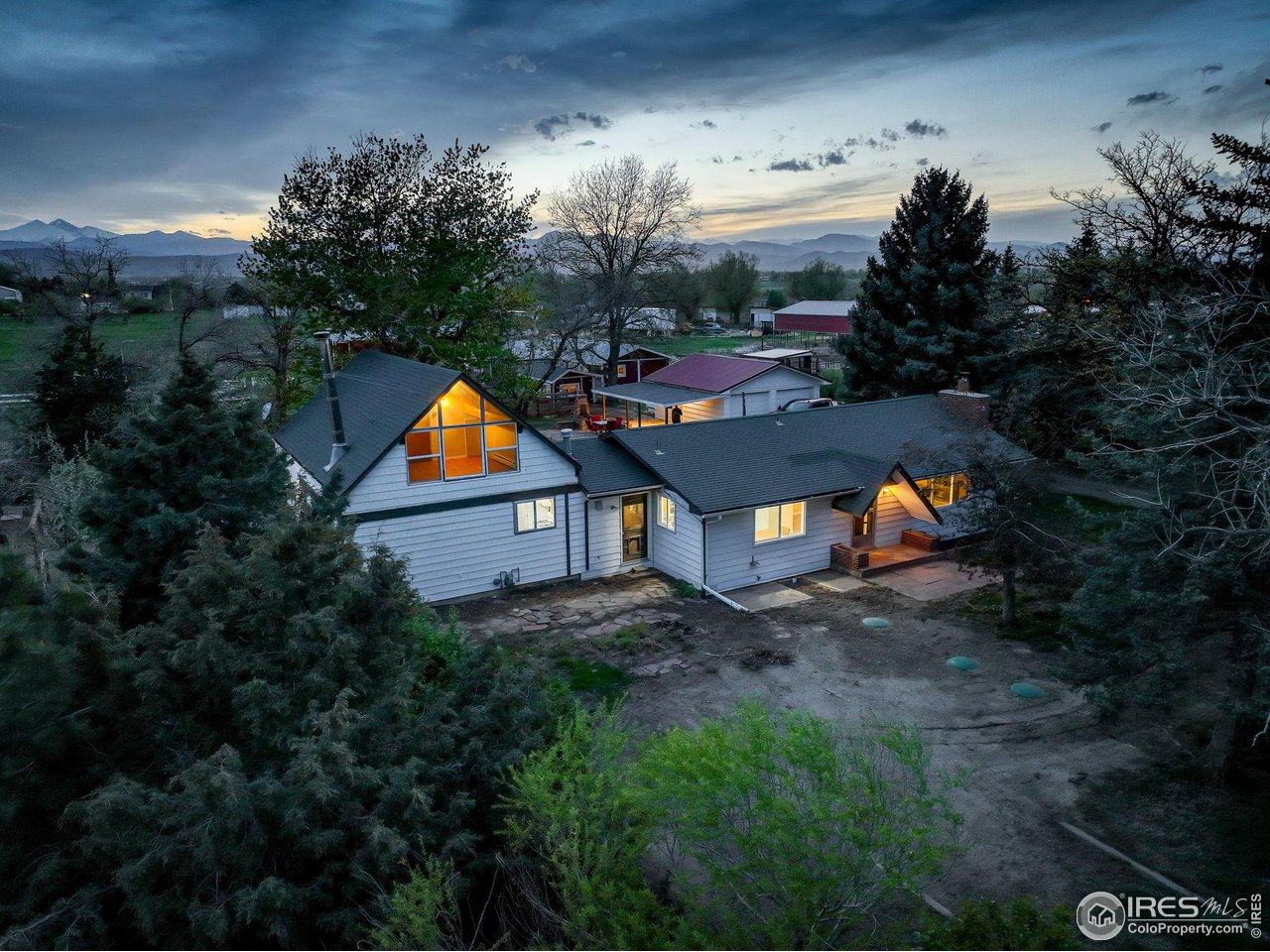 2125 S US Highway 287