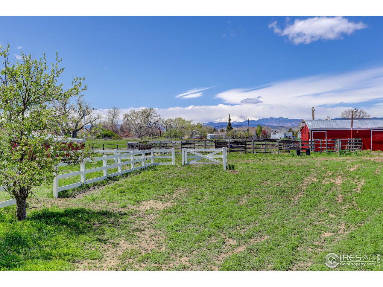 2125 S US Highway 287