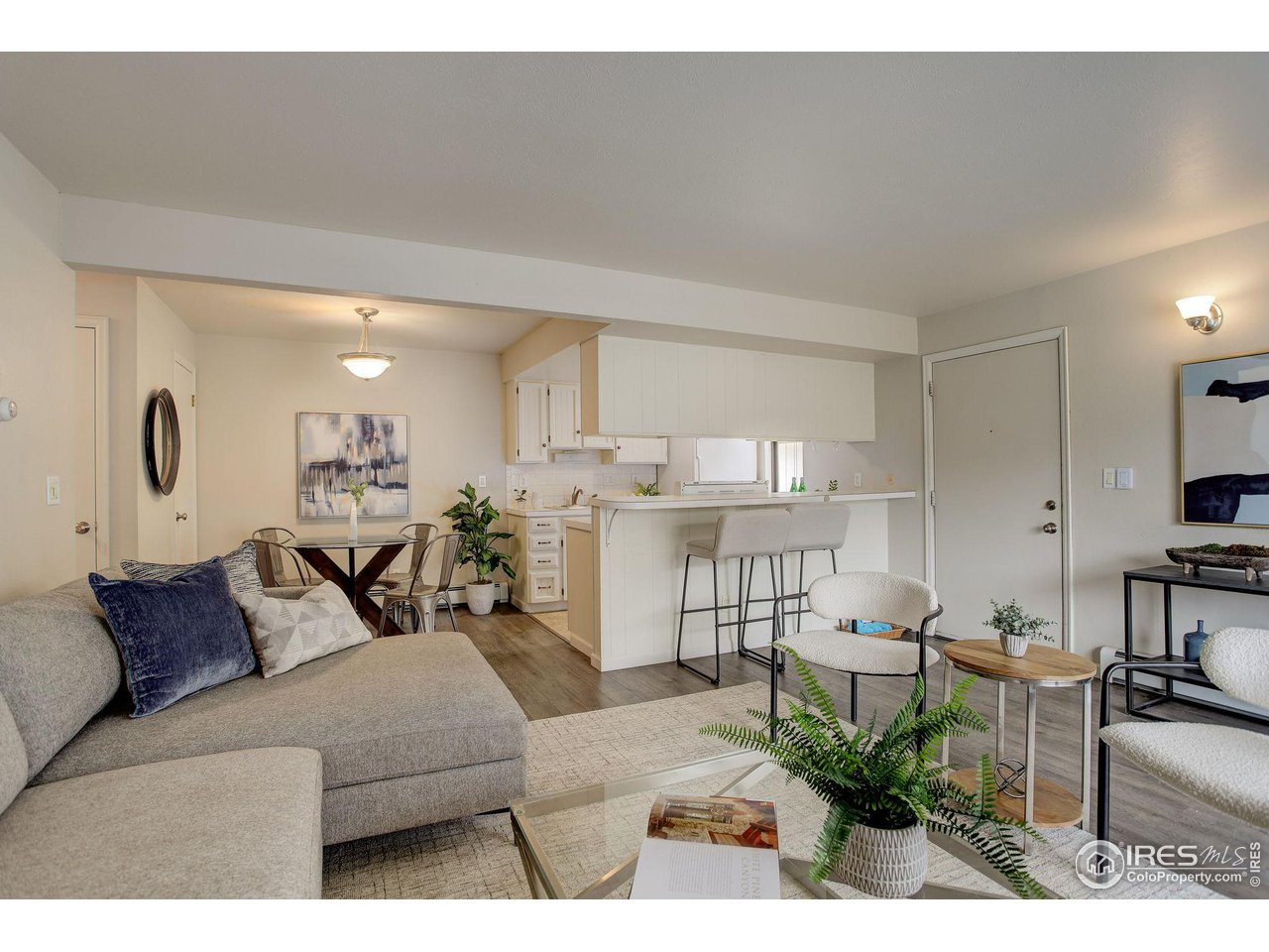 625 Manhattan Pl #308