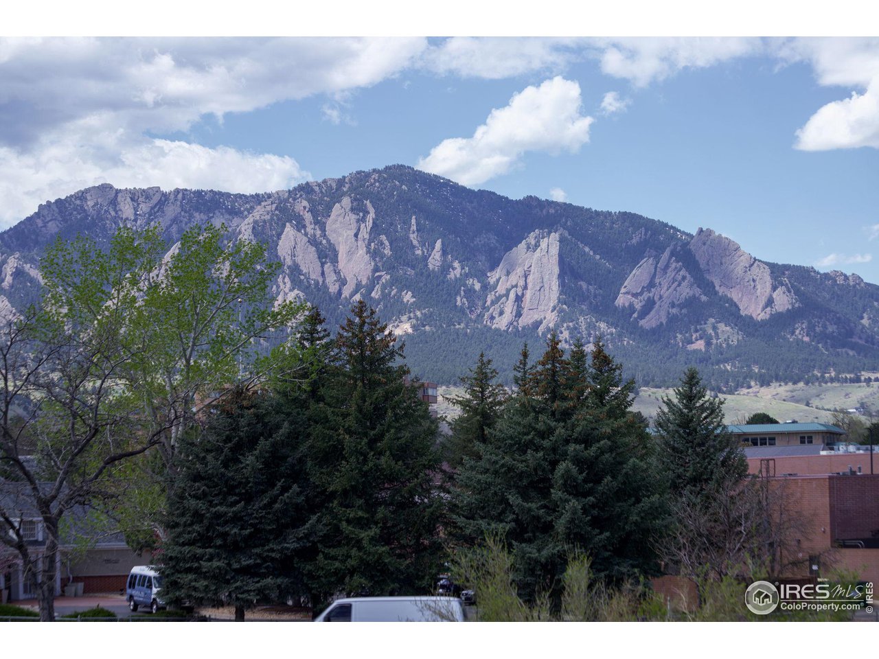 625 Manhattan Pl #308