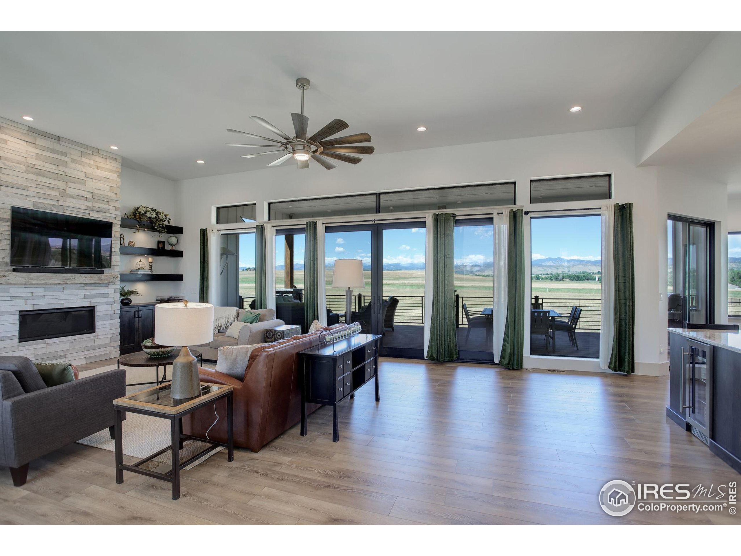 2147 Mountain River Rd