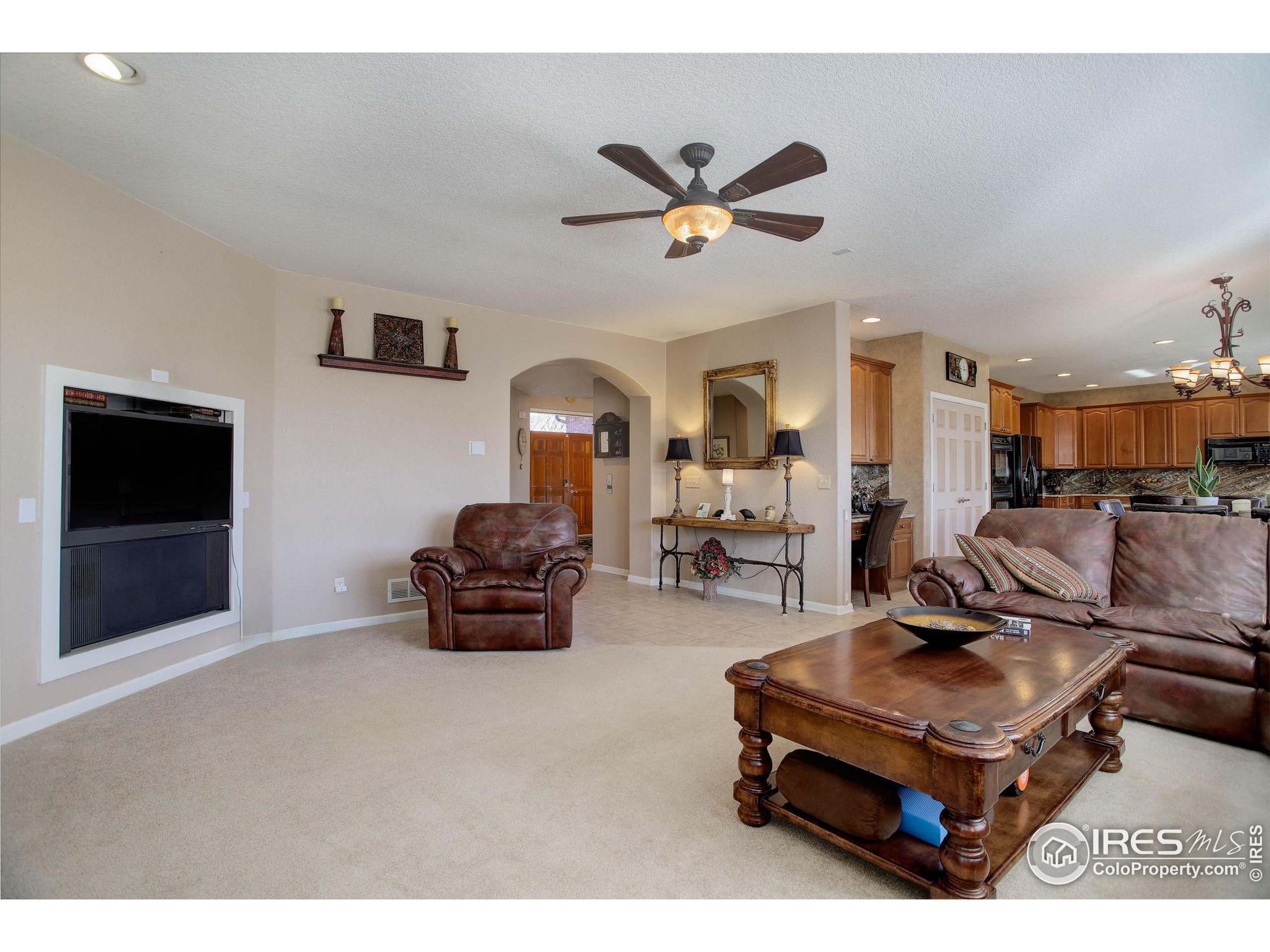 630 S Snowmass Cir