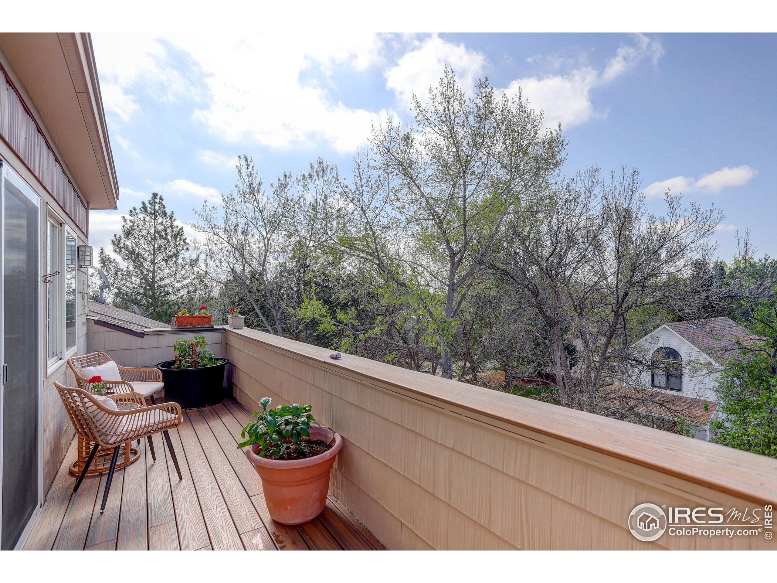 1460 Quince Ave #102
