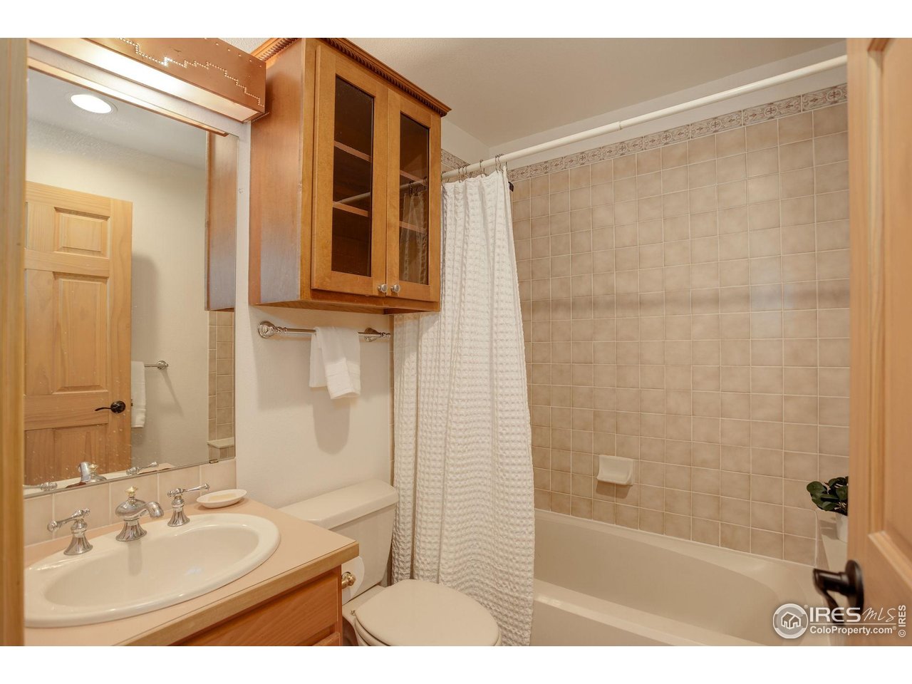 1460 Quince Ave #102