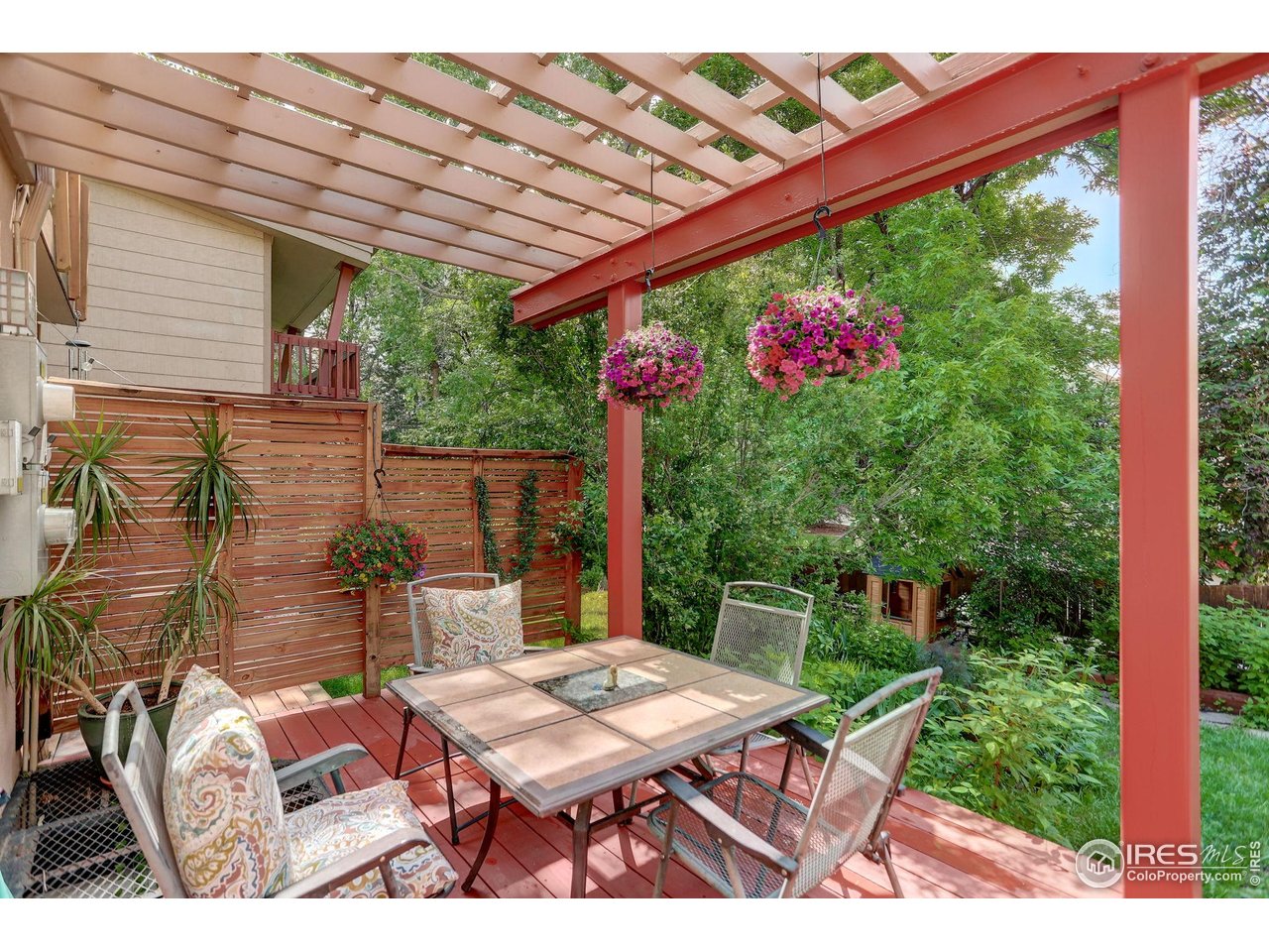 1460 Quince Ave #102