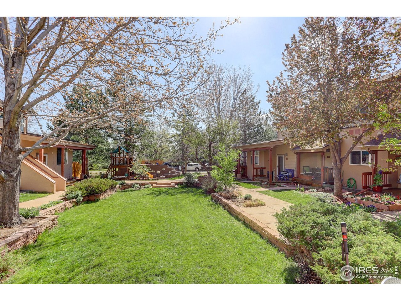 1460 Quince Ave #102