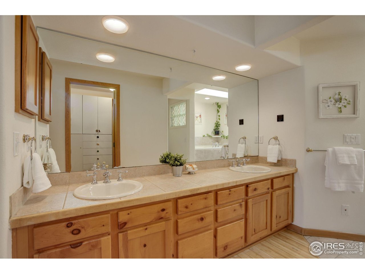 1460 Quince Ave #102