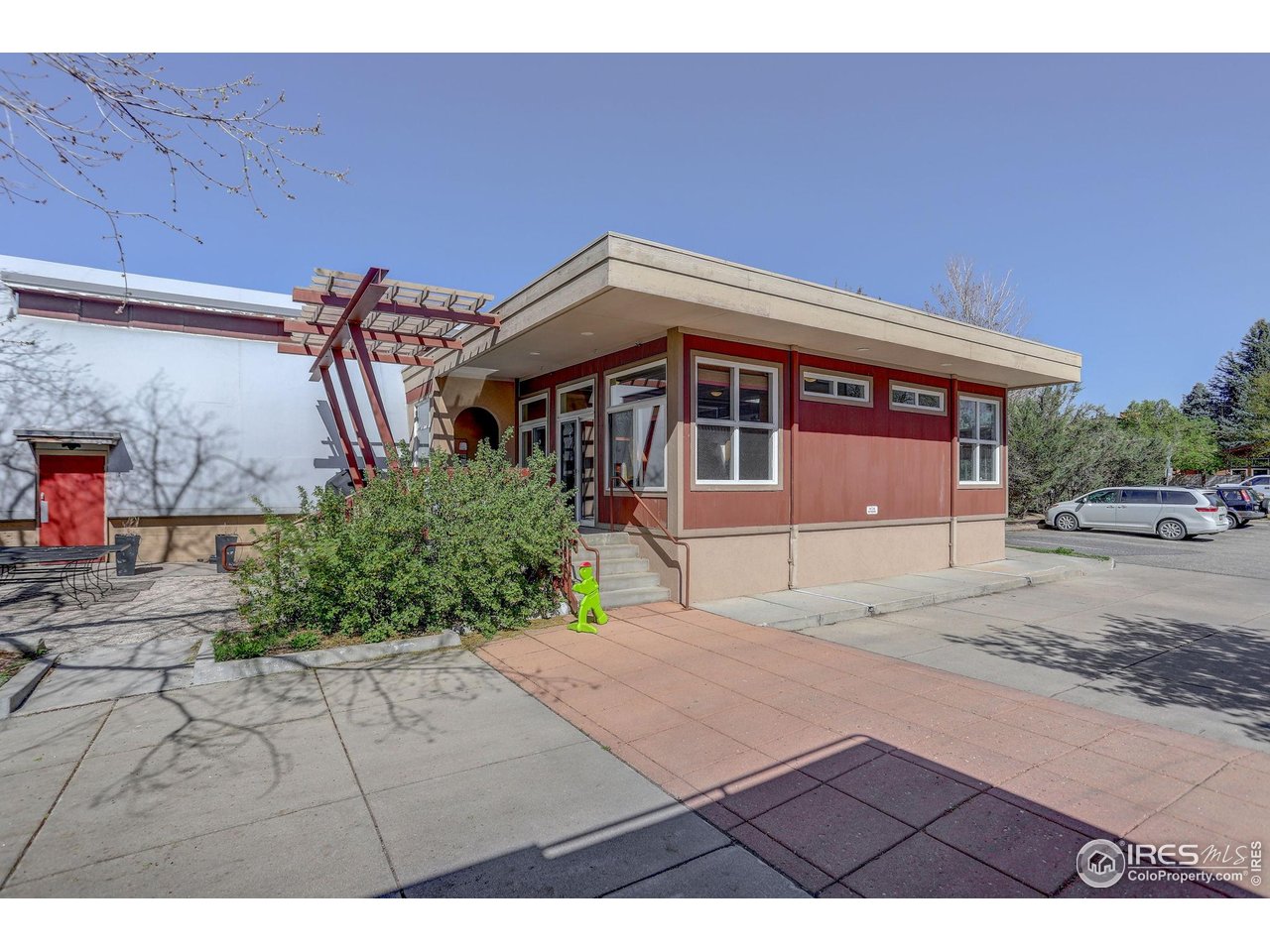 1460 Quince Ave #102