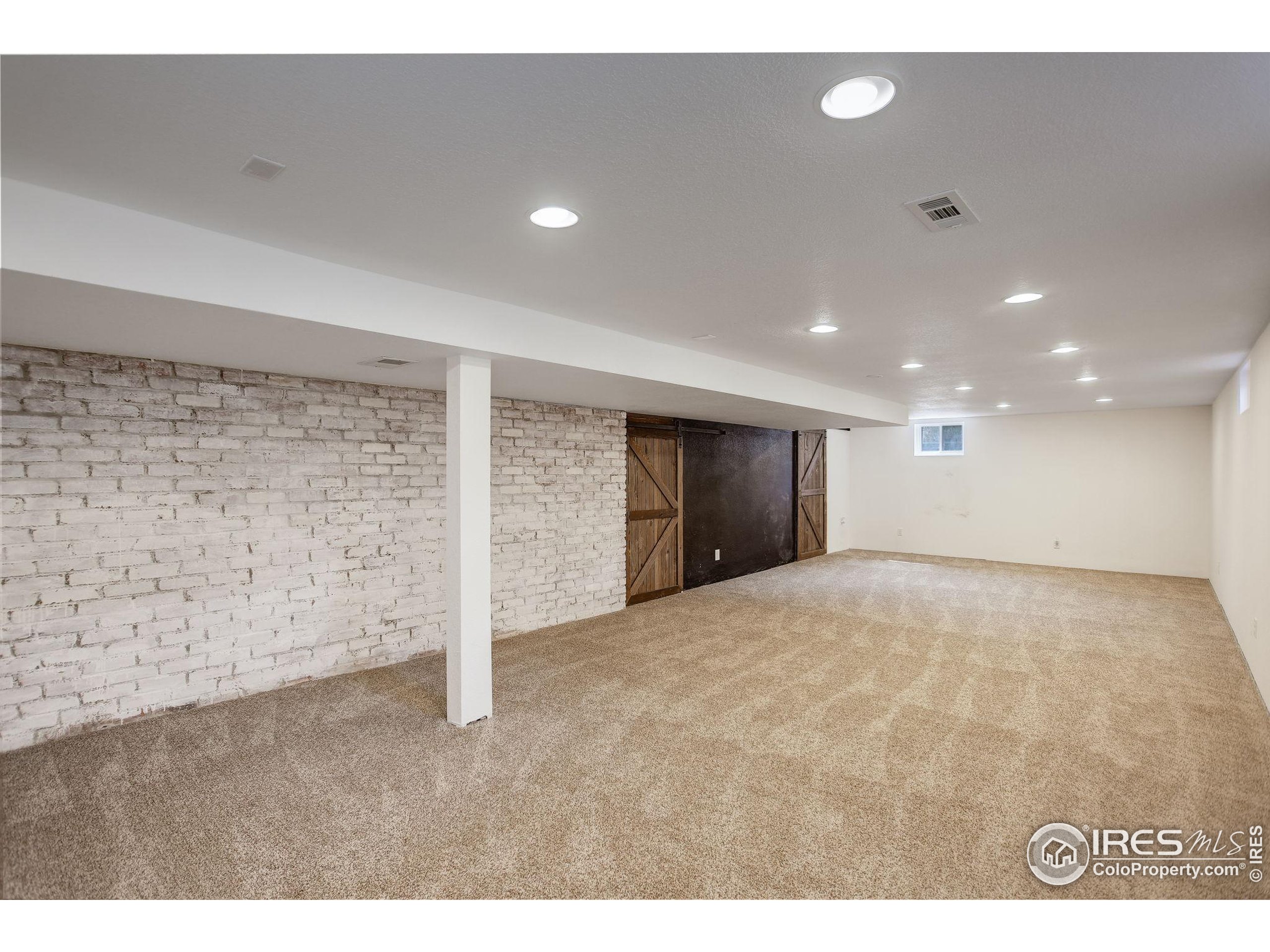 319 Carter Ln