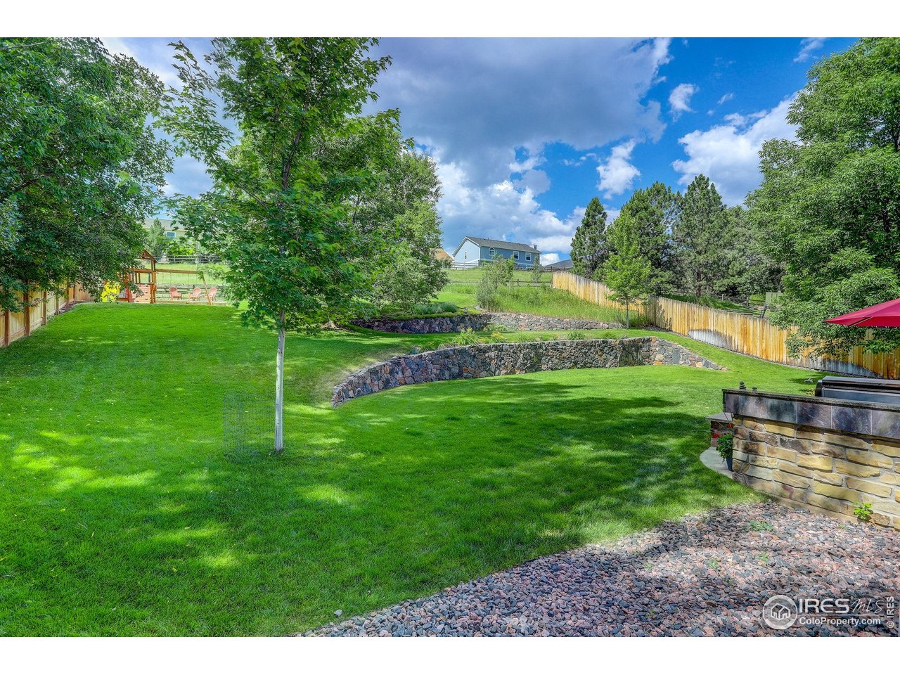 2757 S Braun Ct