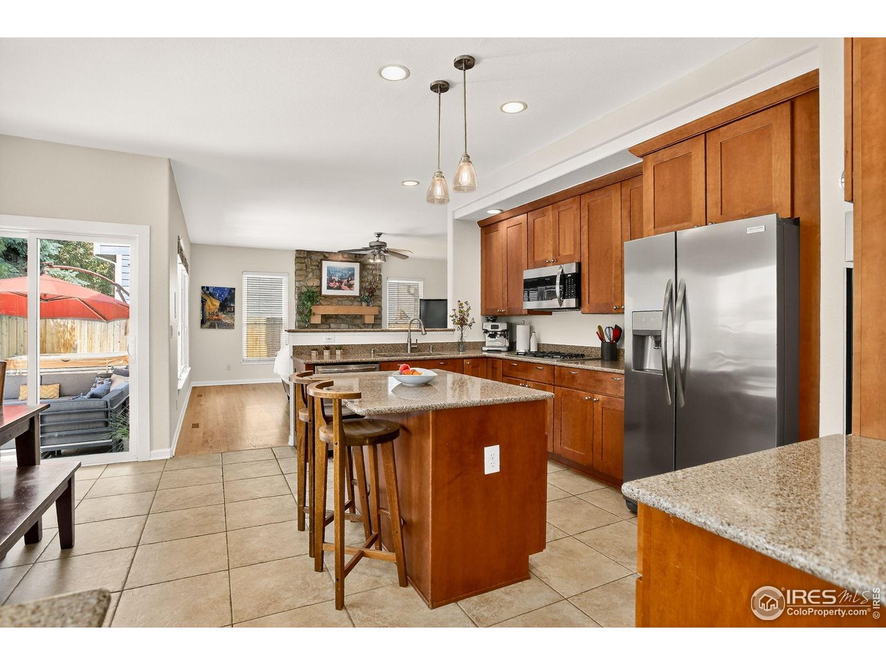 2757 S Braun Ct