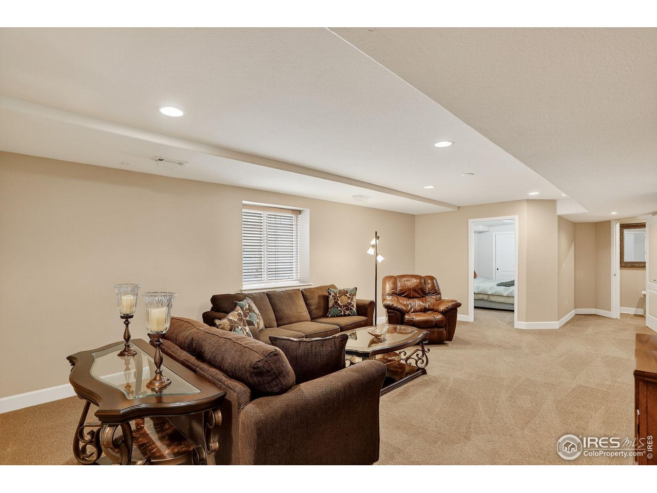 1632 Metropolitan Dr