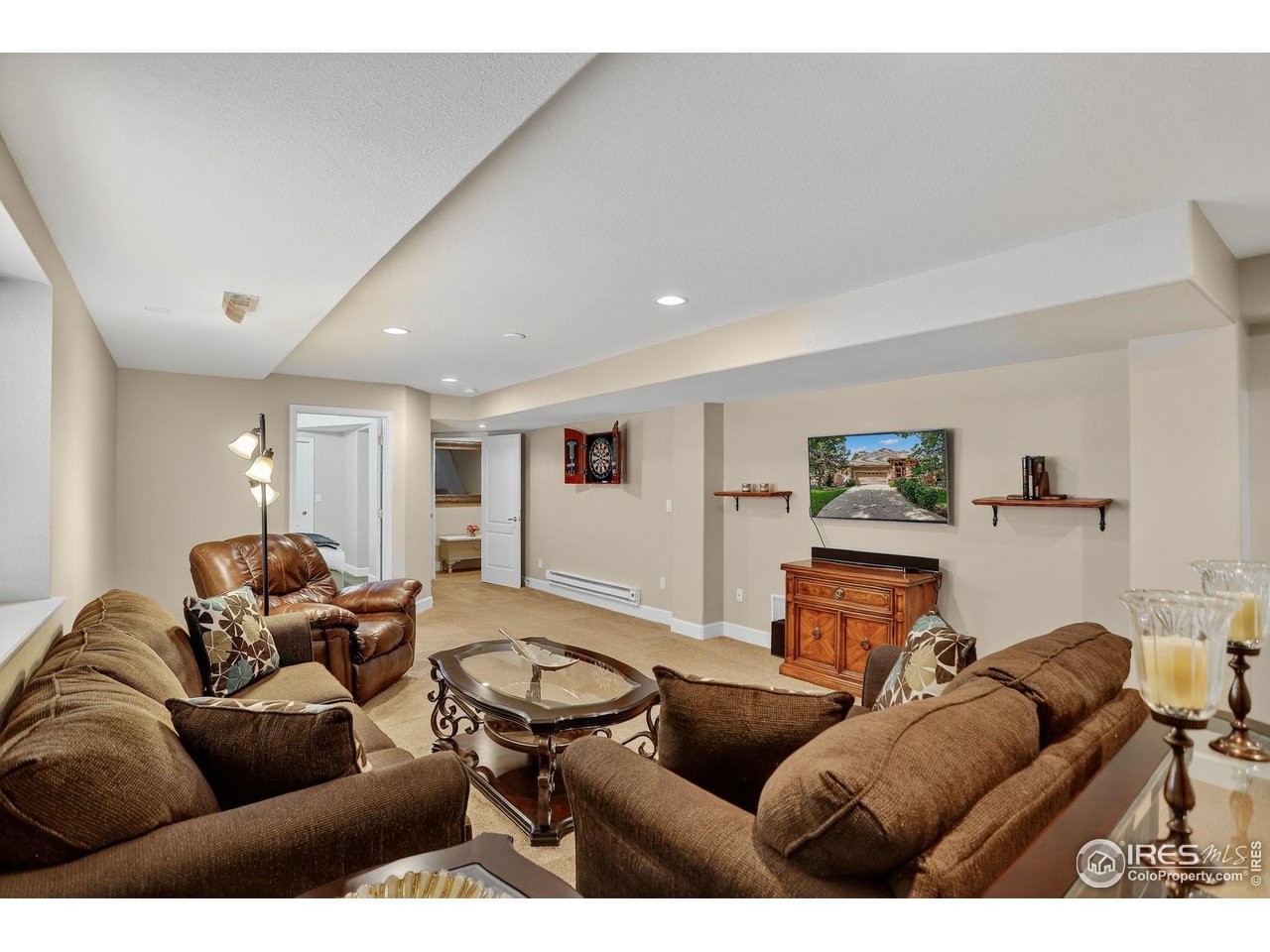 1632 Metropolitan Dr