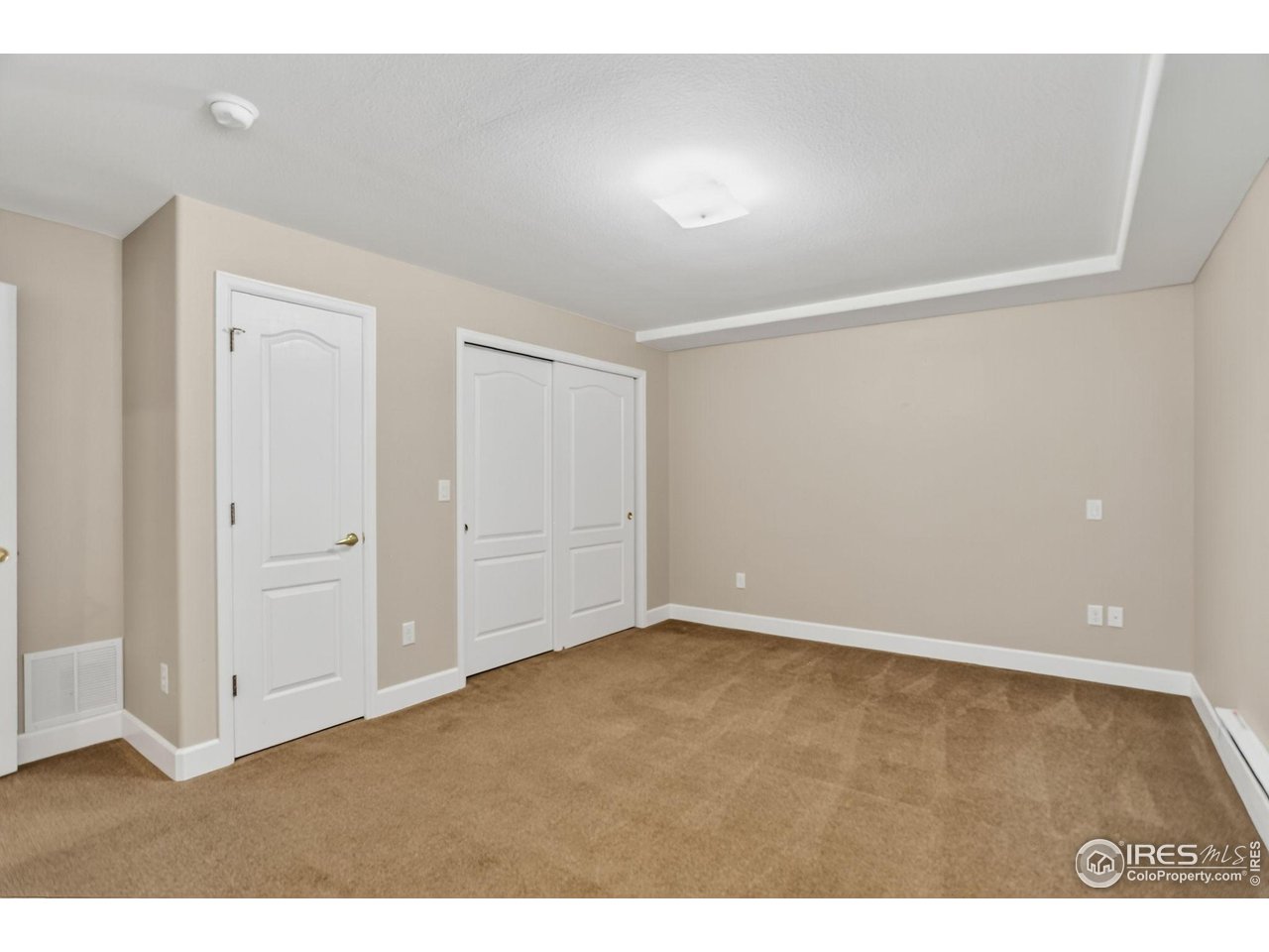 1632 Metropolitan Dr