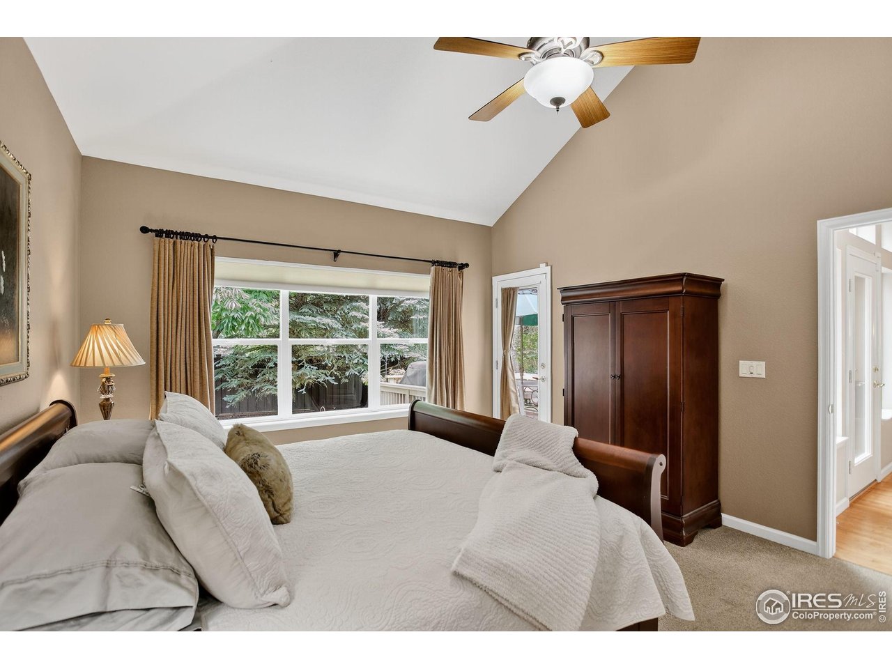 1632 Metropolitan Dr