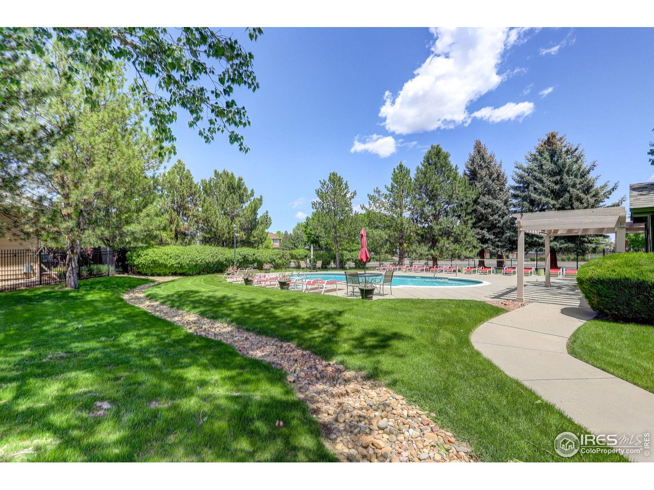 1632 Metropolitan Dr