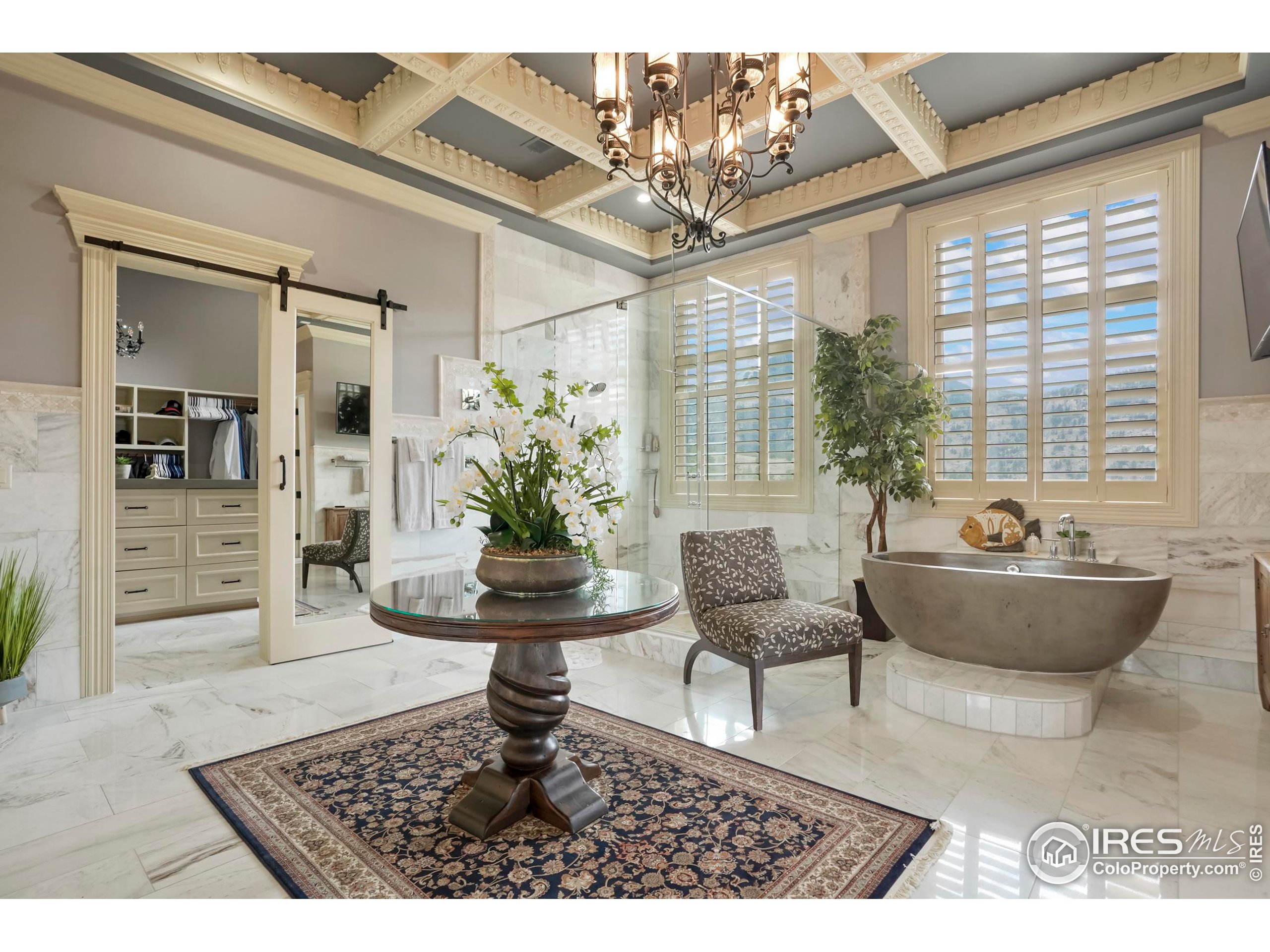 2327 Deer Ridge Dr
