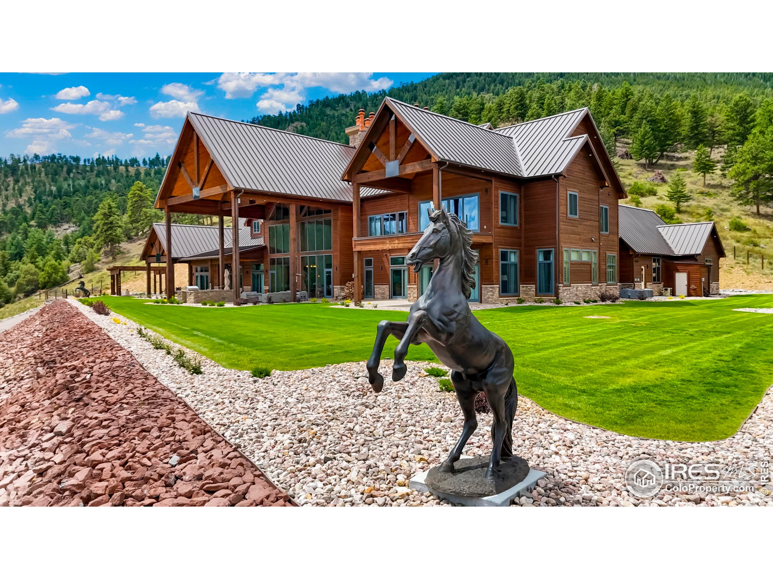 2327 Deer Ridge Dr