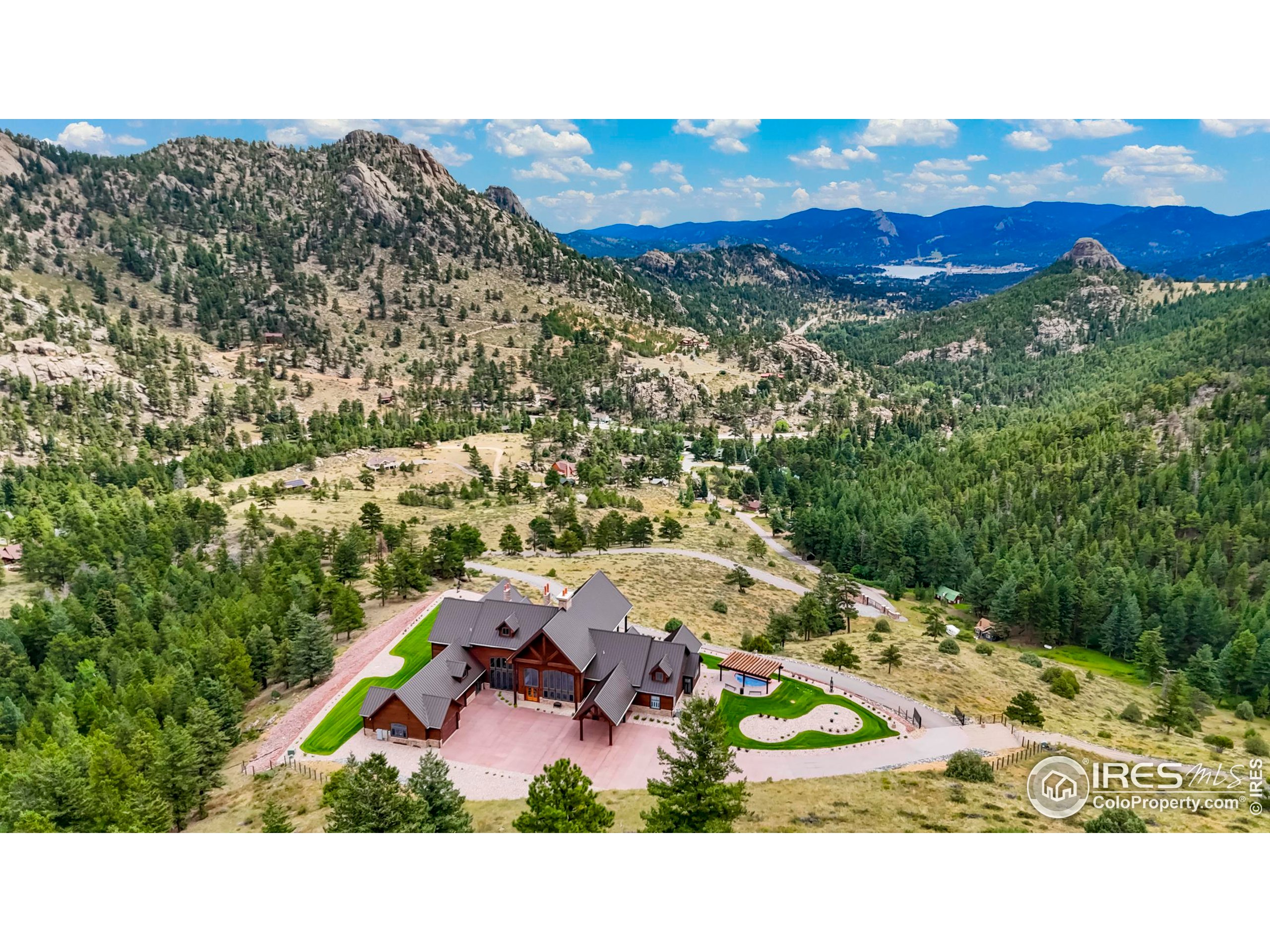 2327 Deer Ridge Dr
