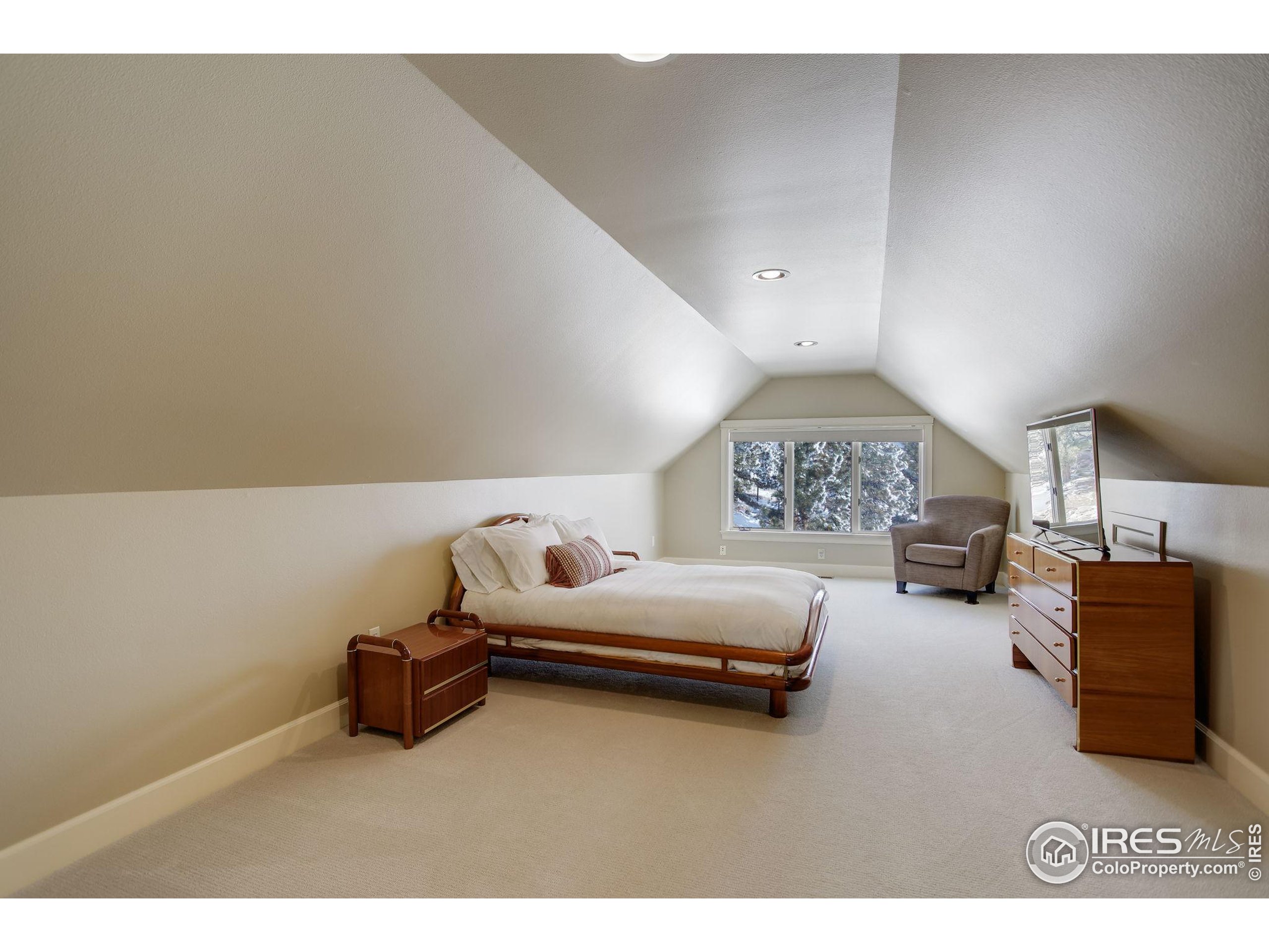 8400 Middle Fork Rd
