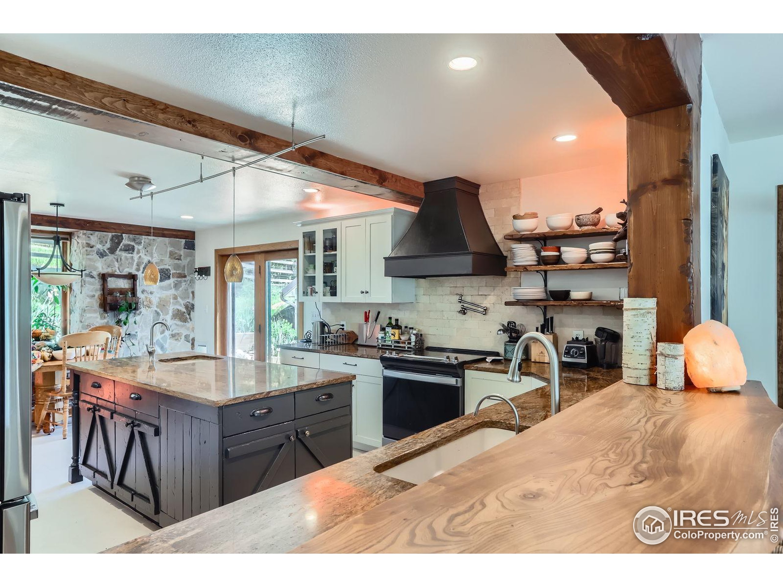148 Granite Dr
