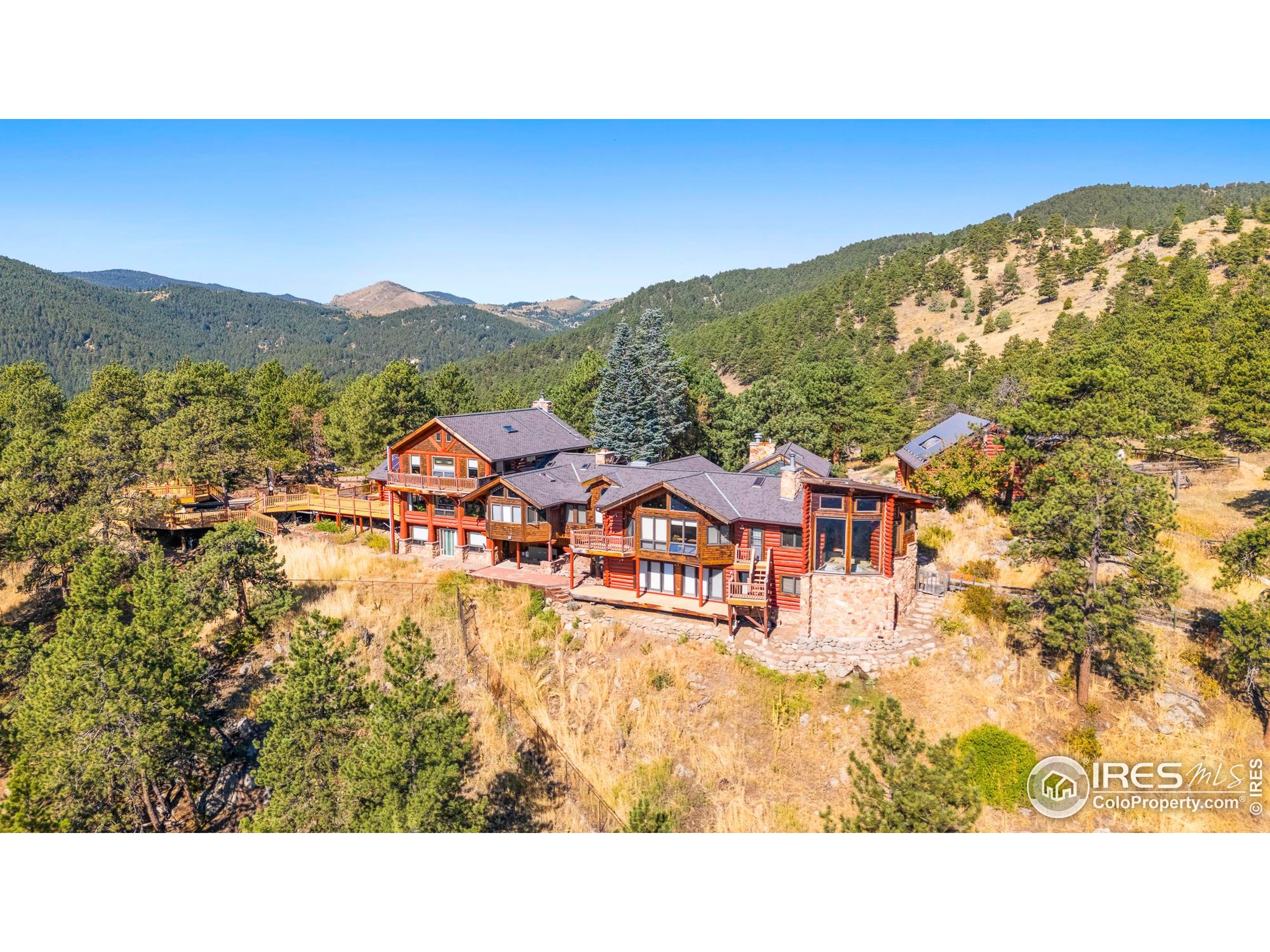 79 , 470, 1327, 1344, 1443 Weaver Dr
