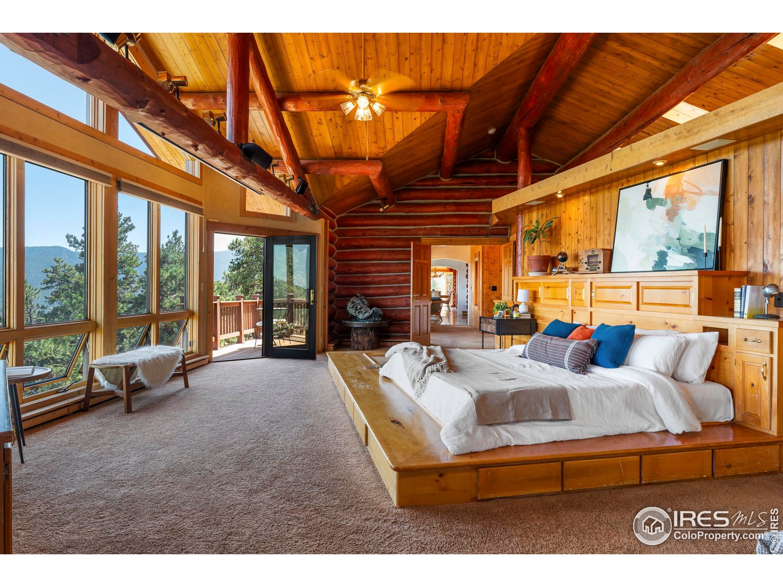 79 , 470, 1327, 1344, 1443 Weaver Dr