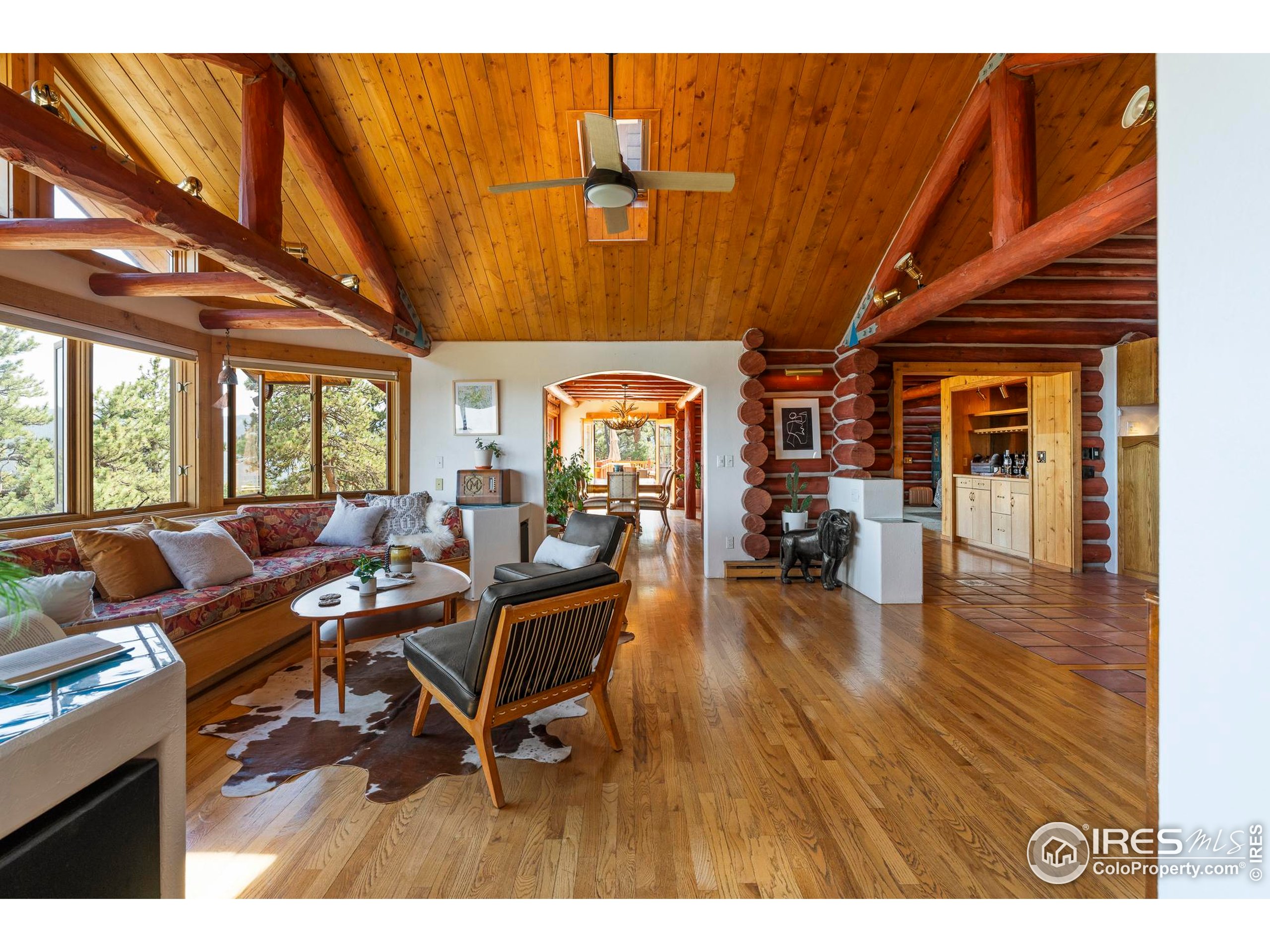 79 , 470, 1327, 1344, 1443 Weaver Dr