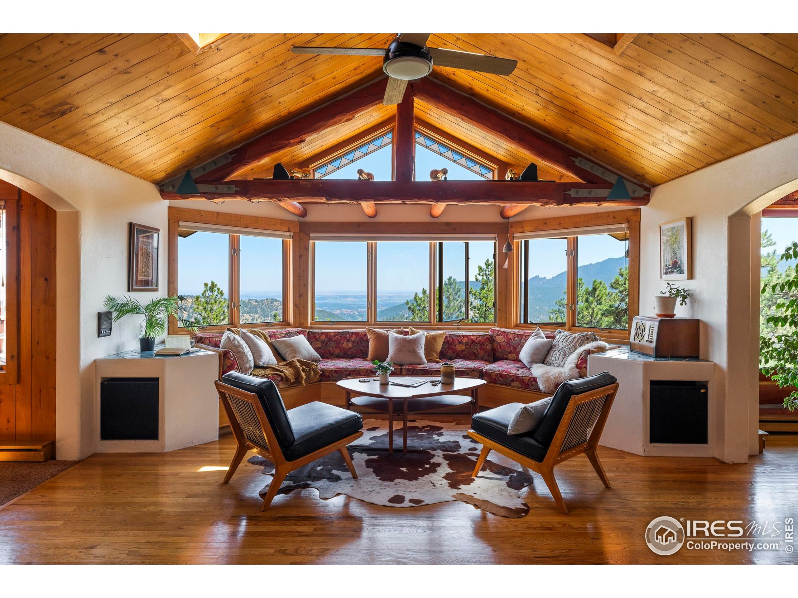 79 , 470, 1327, 1344, 1443 Weaver Dr