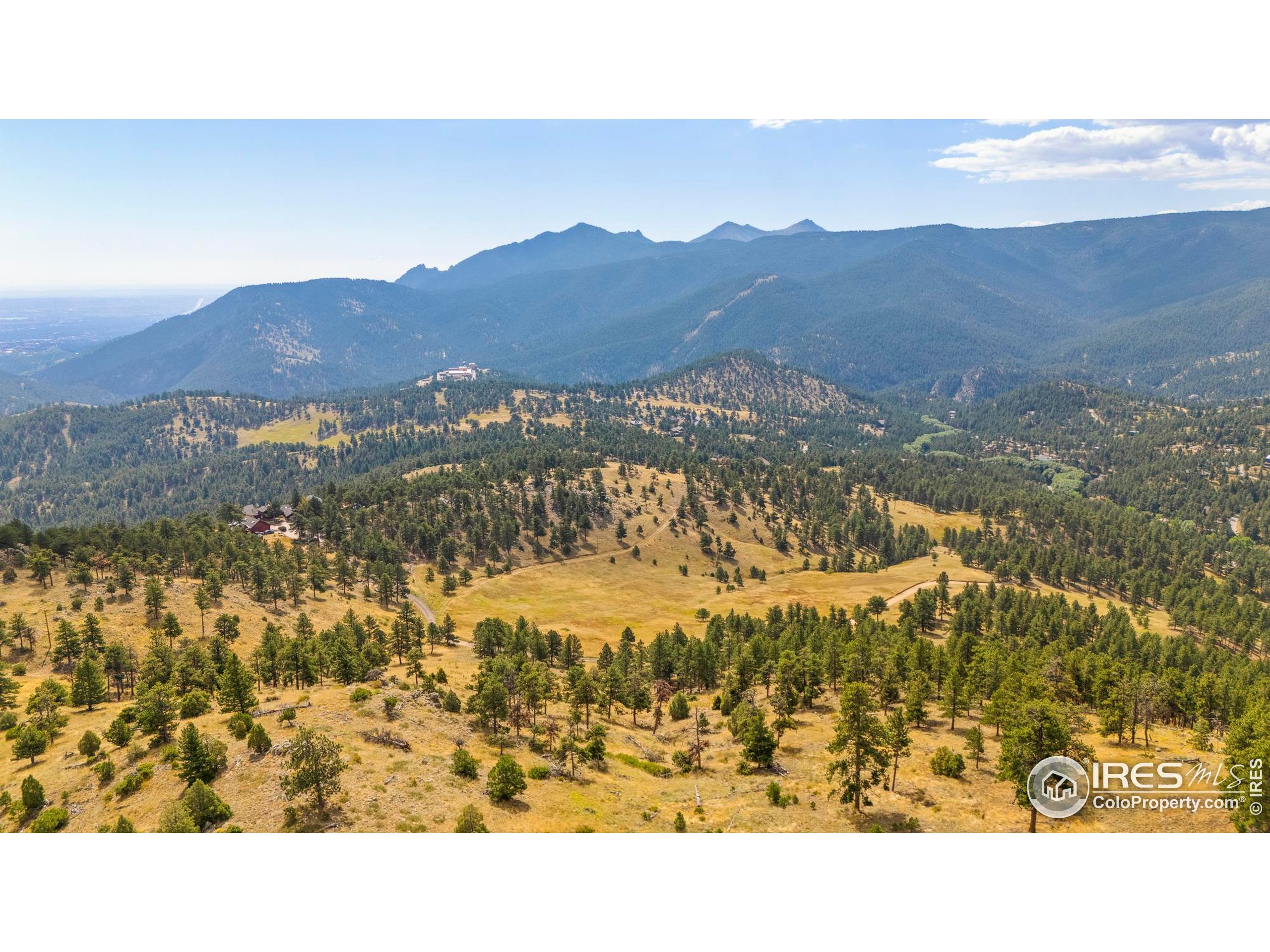 79 , 470, 1327, 1344, 1443 Weaver Dr