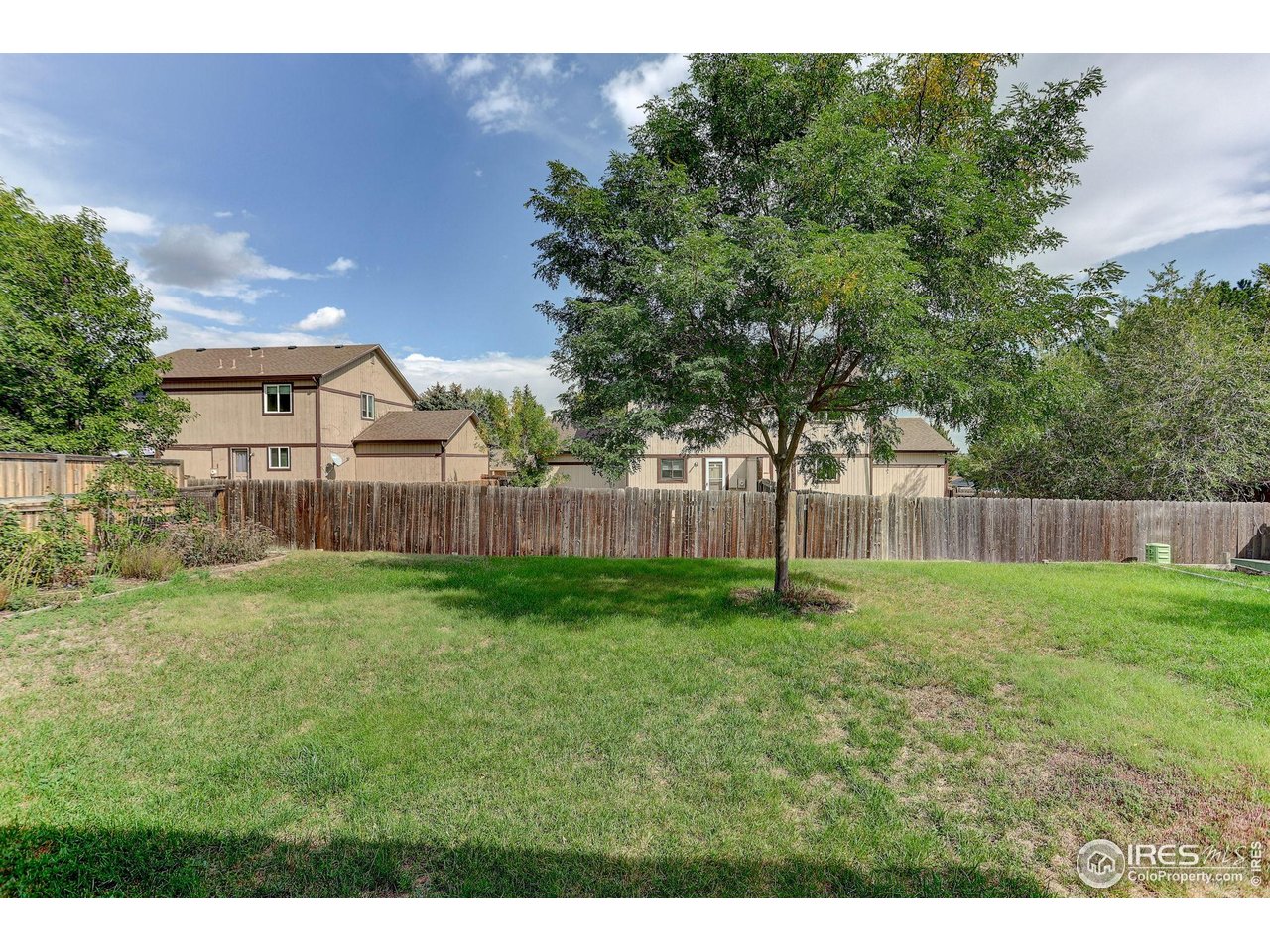 490 E Sutton Cir