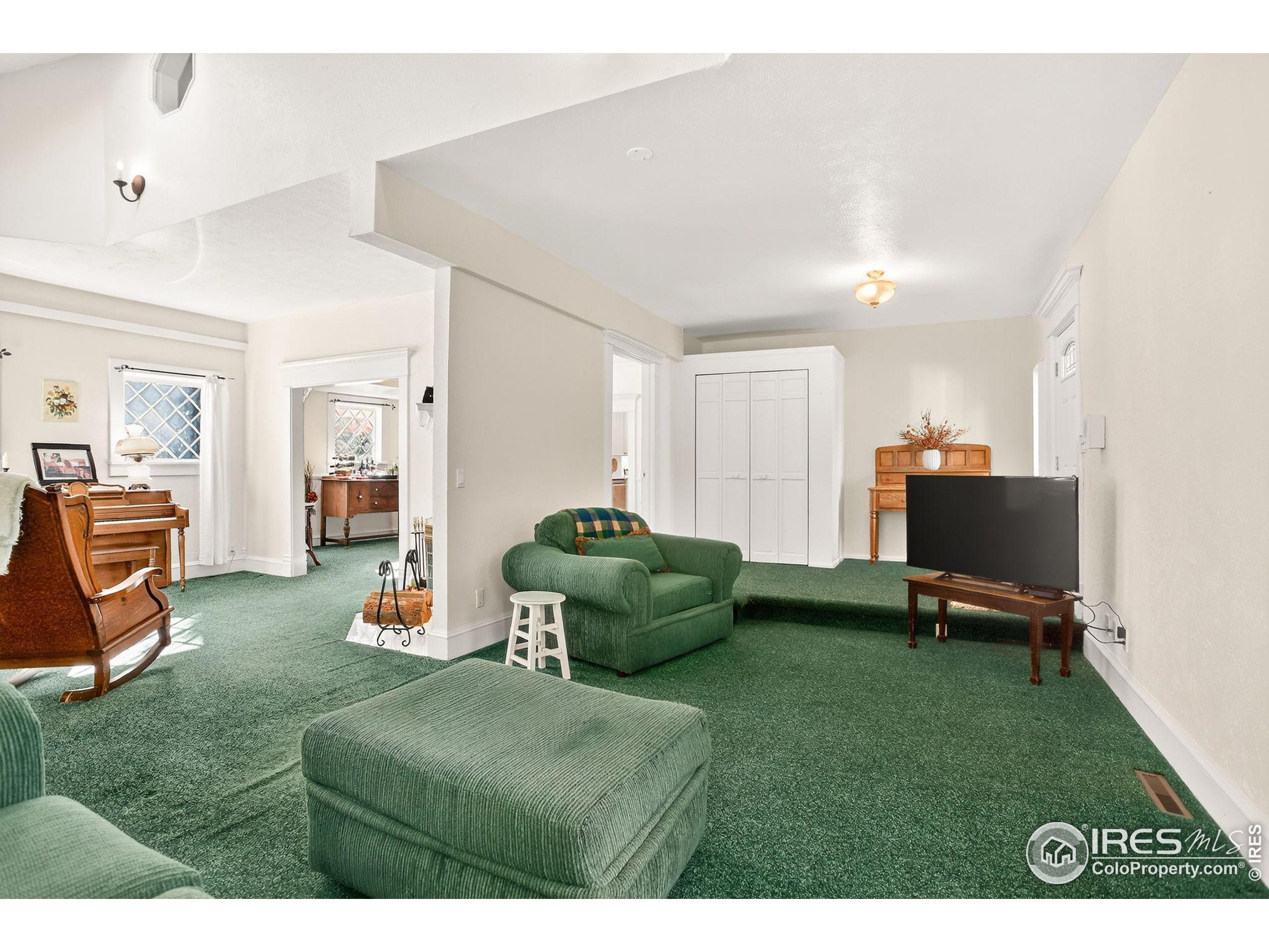 9224 Baseline Rd