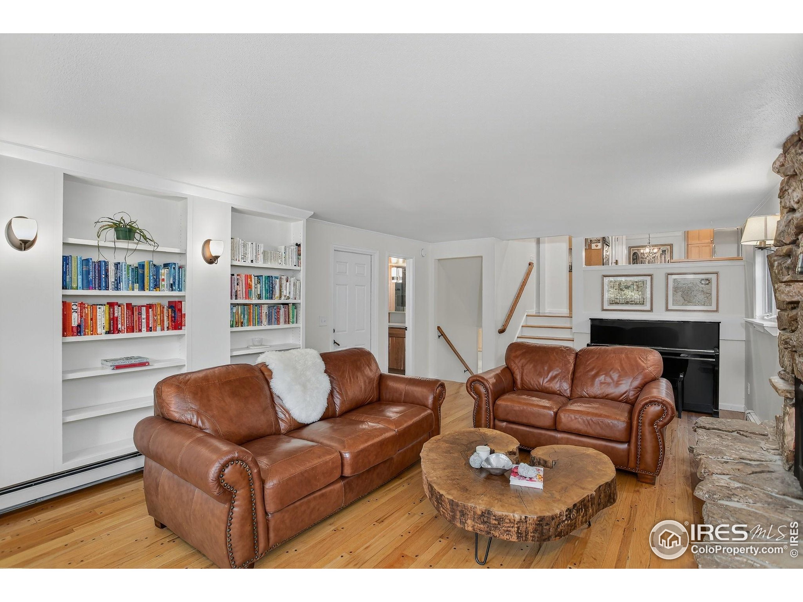 1875 Lehigh St