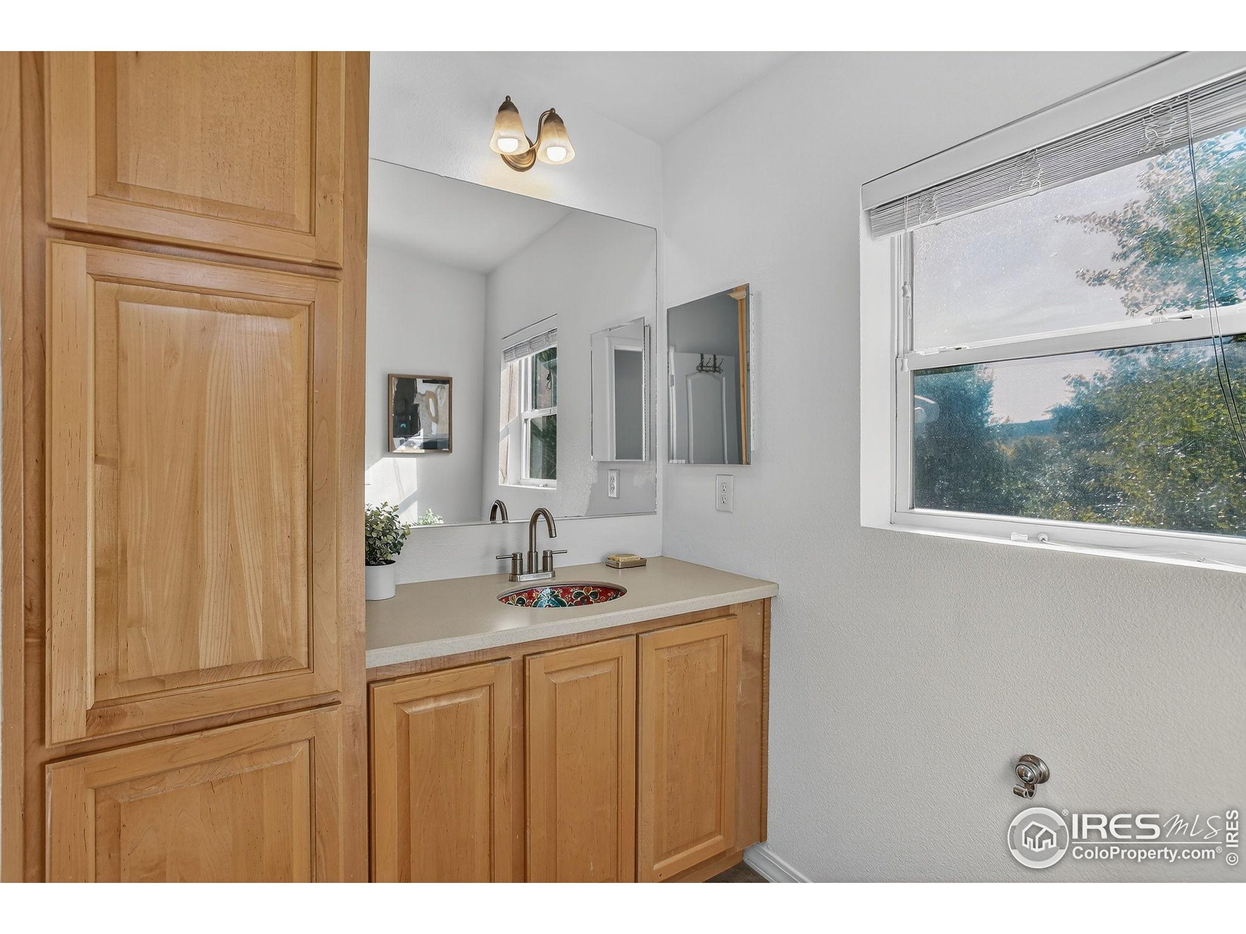 515 2nd Ave #7