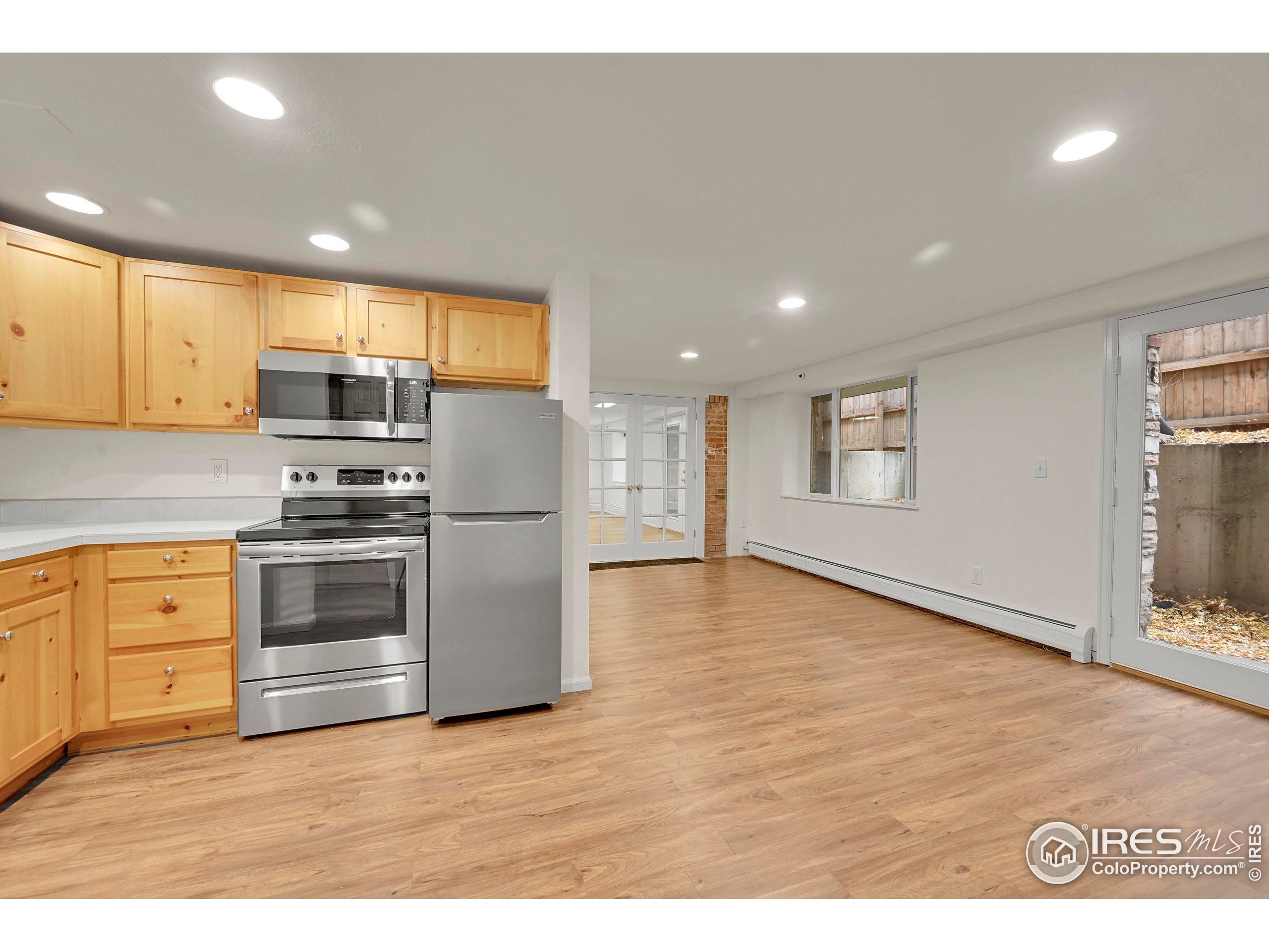 2033 & 2039 11th St #3, #1