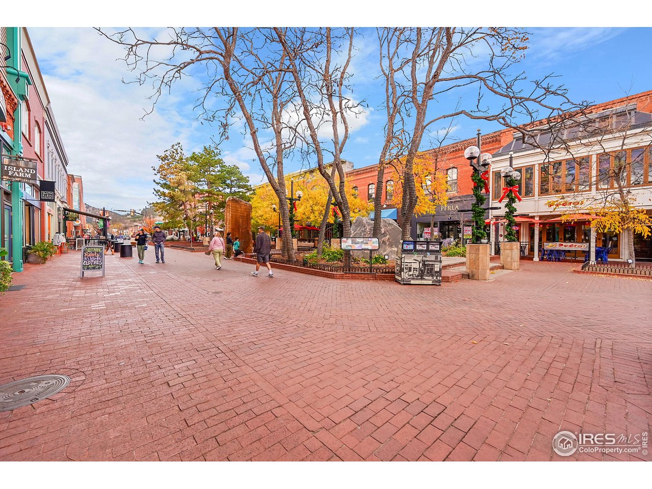 2033 & 2039 11th St #3, #1