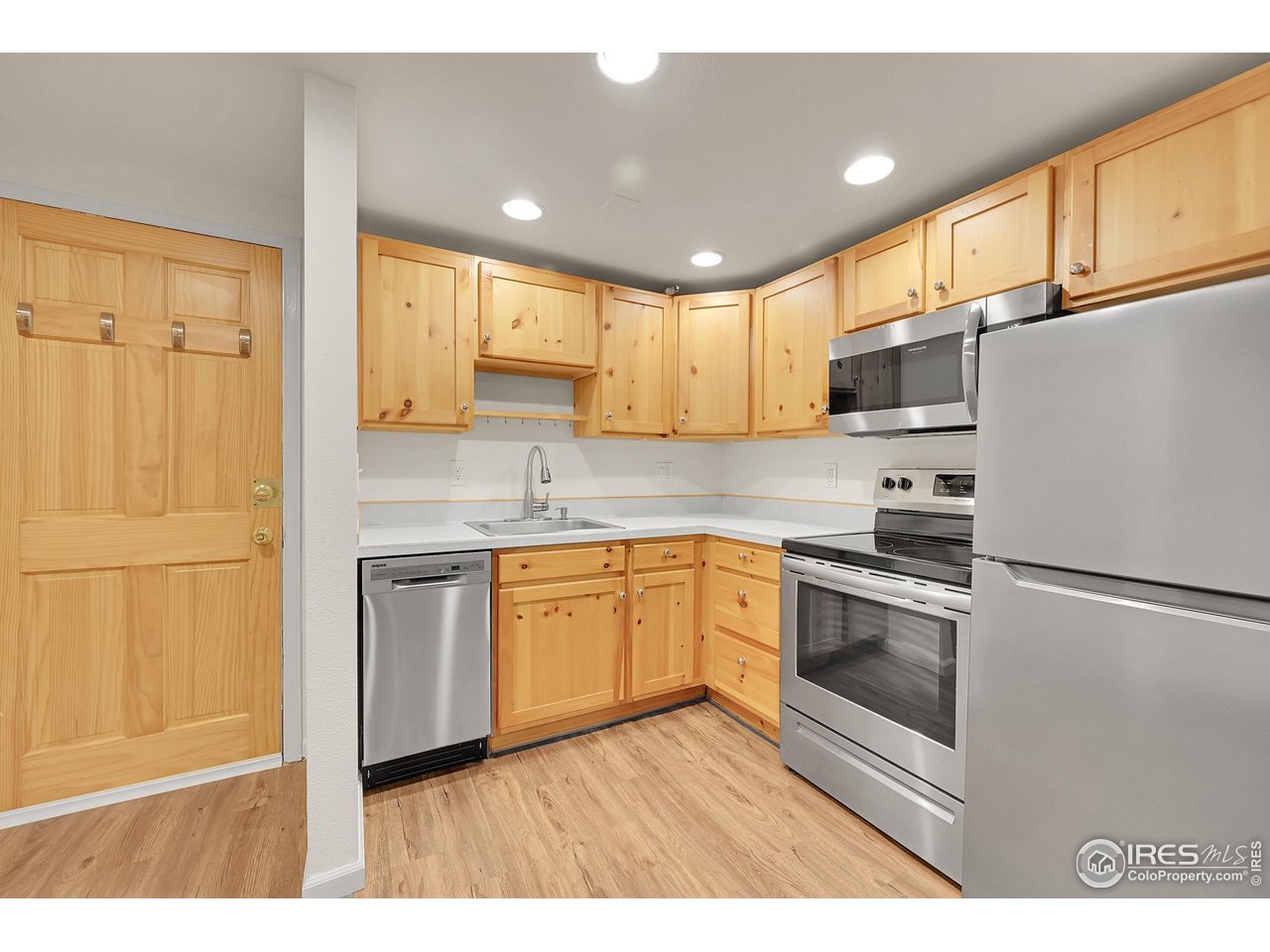 2033 & 2039 11th St #3, #1