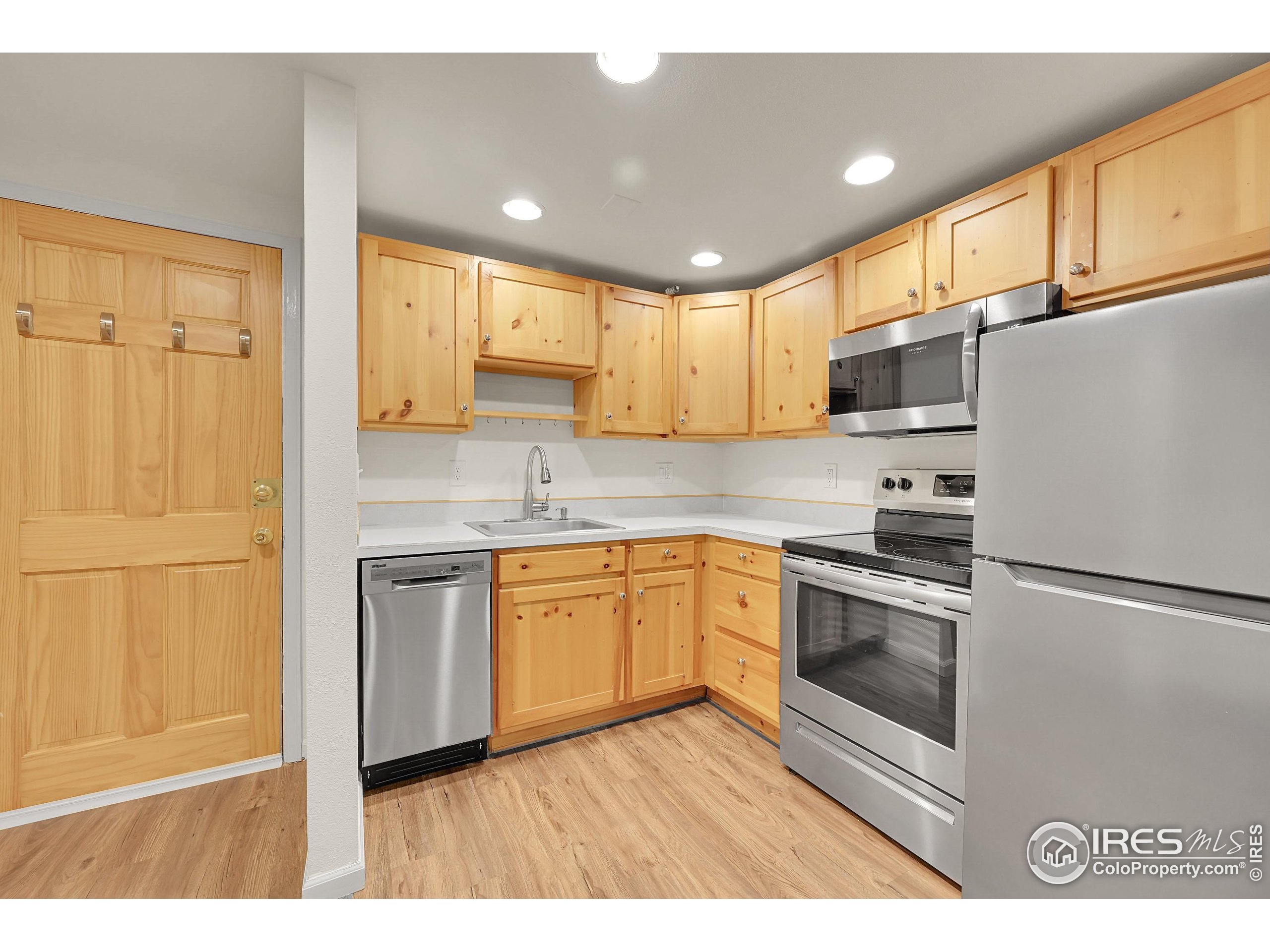 2033 & 2039 11th St #3, #1