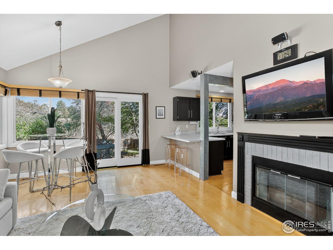593 Wildrose Way
