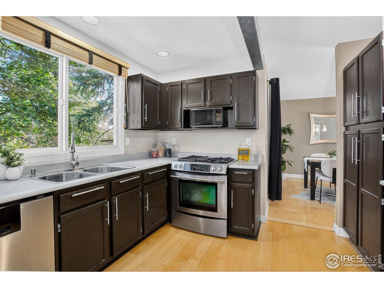 593 Wildrose Way