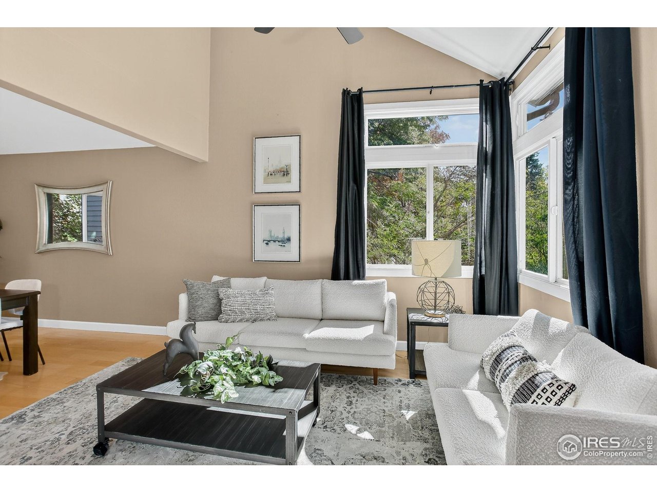 593 Wildrose Way