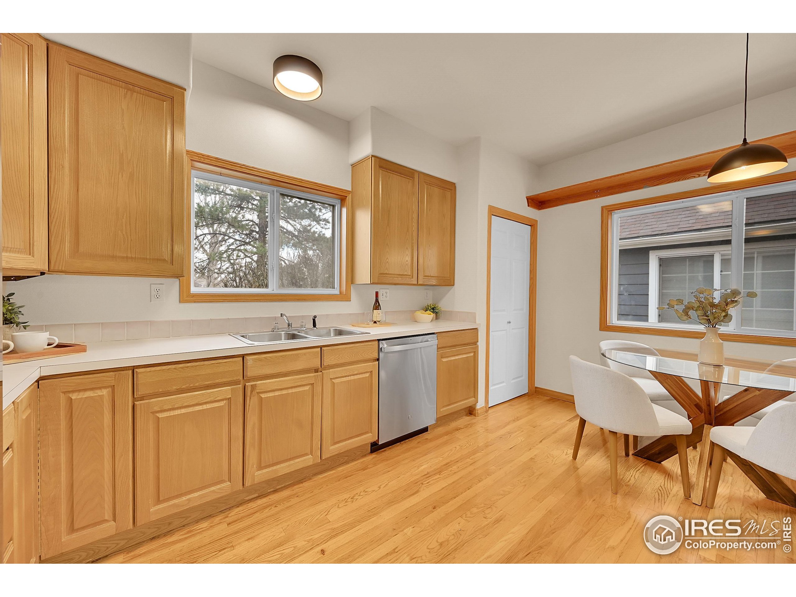 4824 Kings Ridge Blvd