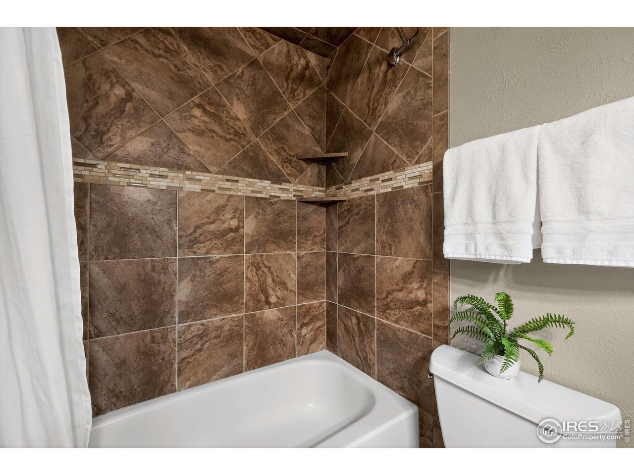 2800 Kalmia Ave #A310