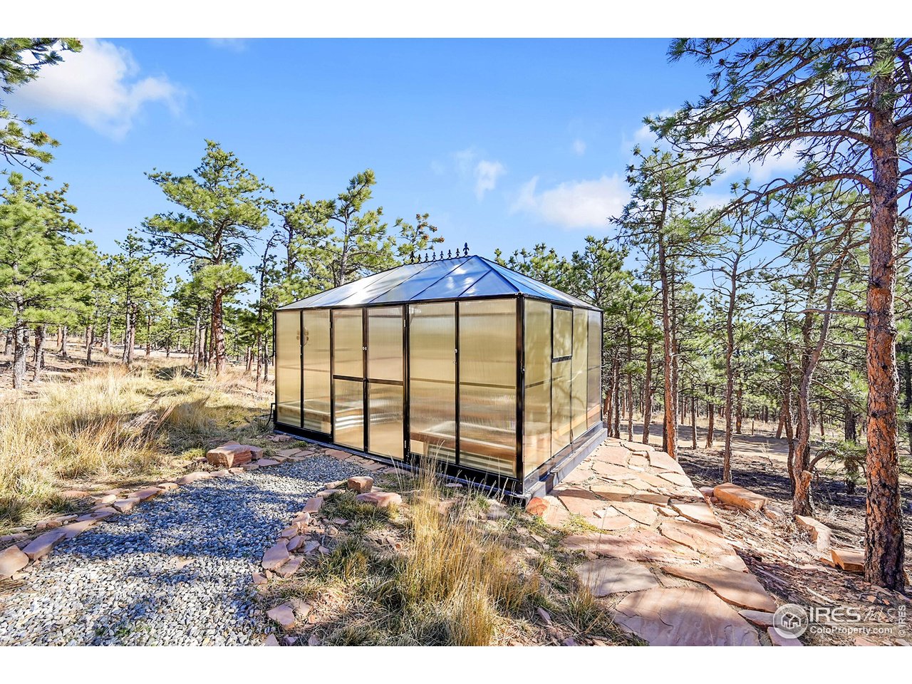 4163 Rainbow View Ln