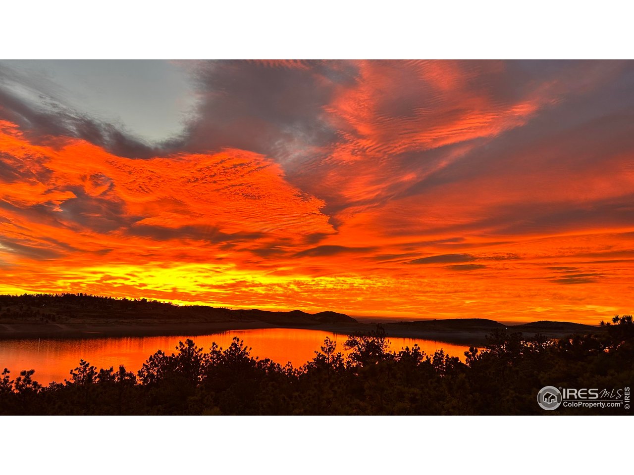 4163 Rainbow View Ln