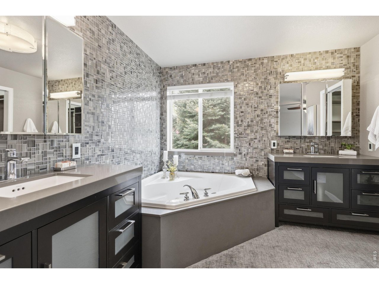 2302 Barn Swallow Dr